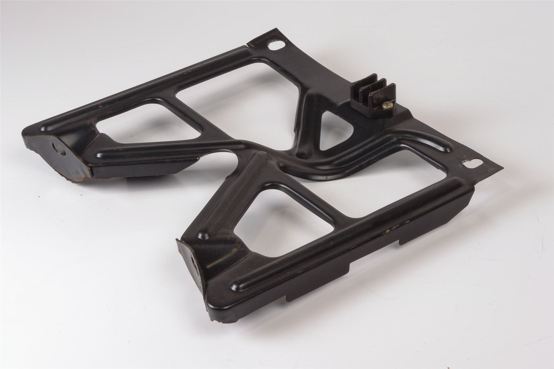 Mercedes 1078300862 Heater Box Bracket | C107 R107 SL