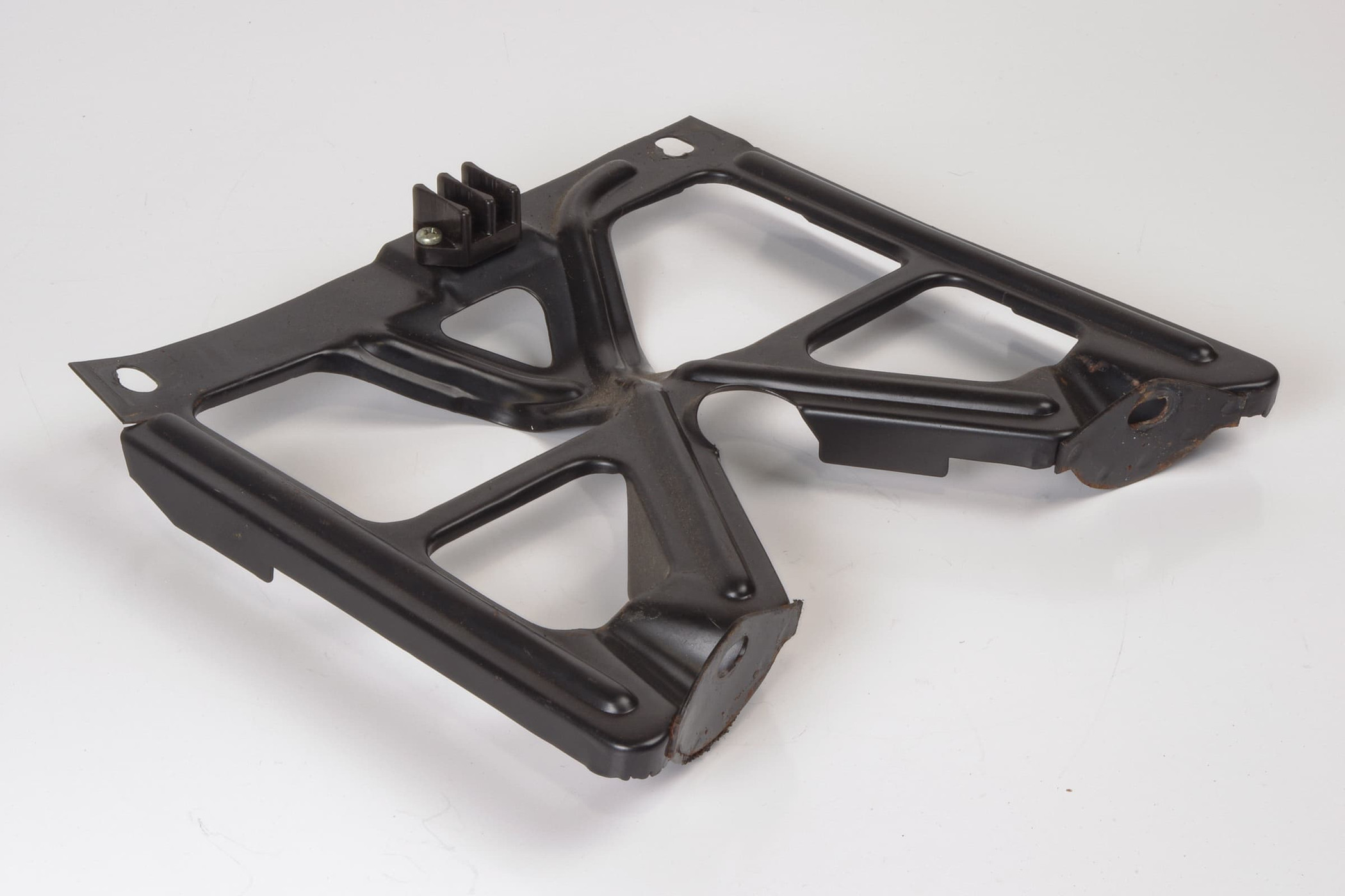 Mercedes 1078300862 Heater Box Bracket | C107 R107 SL