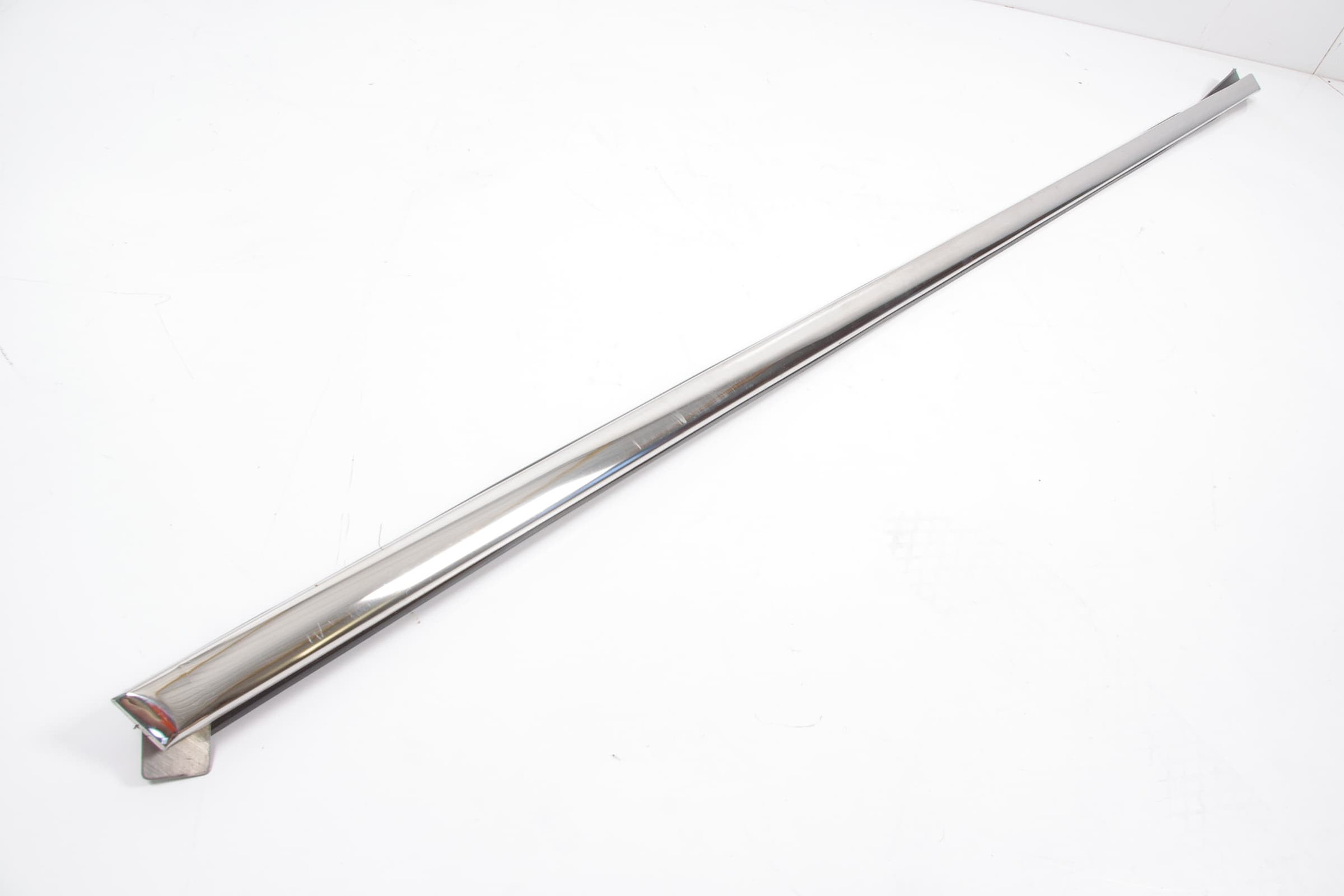 Mercedes 1076980280 Exterior Door Chrome Trim - Right | R107 SL