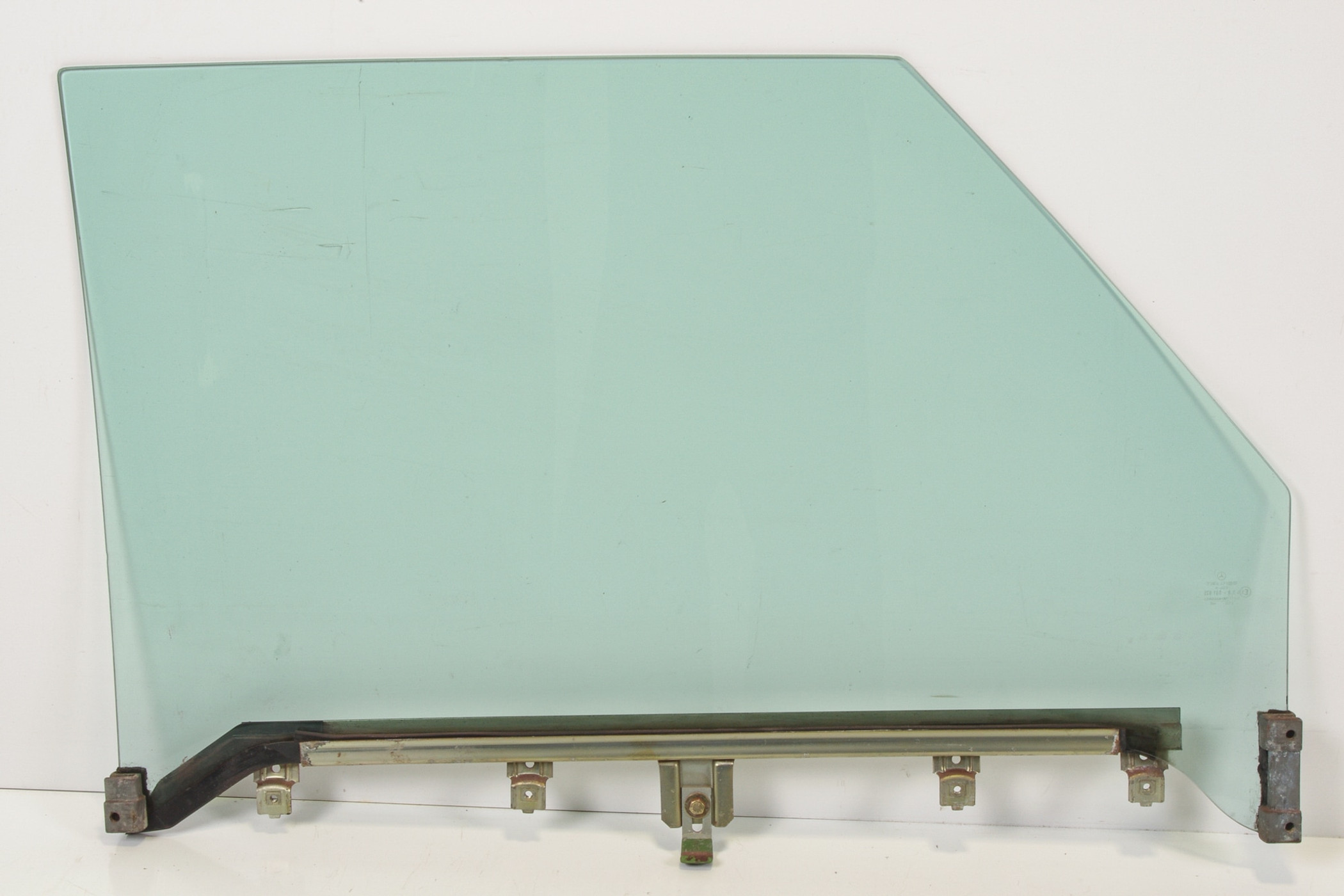 Mercedes 1077202518 Window Glass - Left | R107 SL