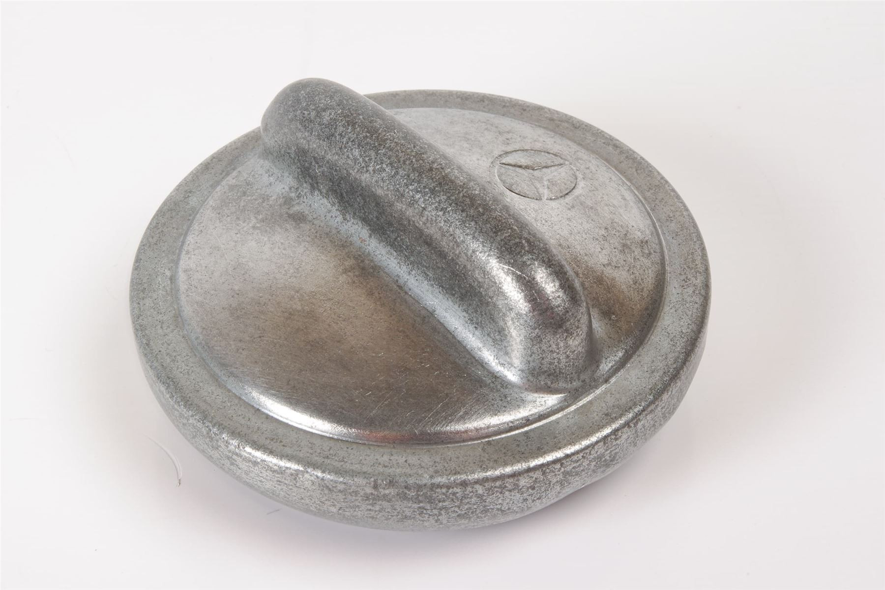 Mercedes 1244700005 Fuel Filler Cap | W100 W108 W109 W116 W126 S C107 R107...