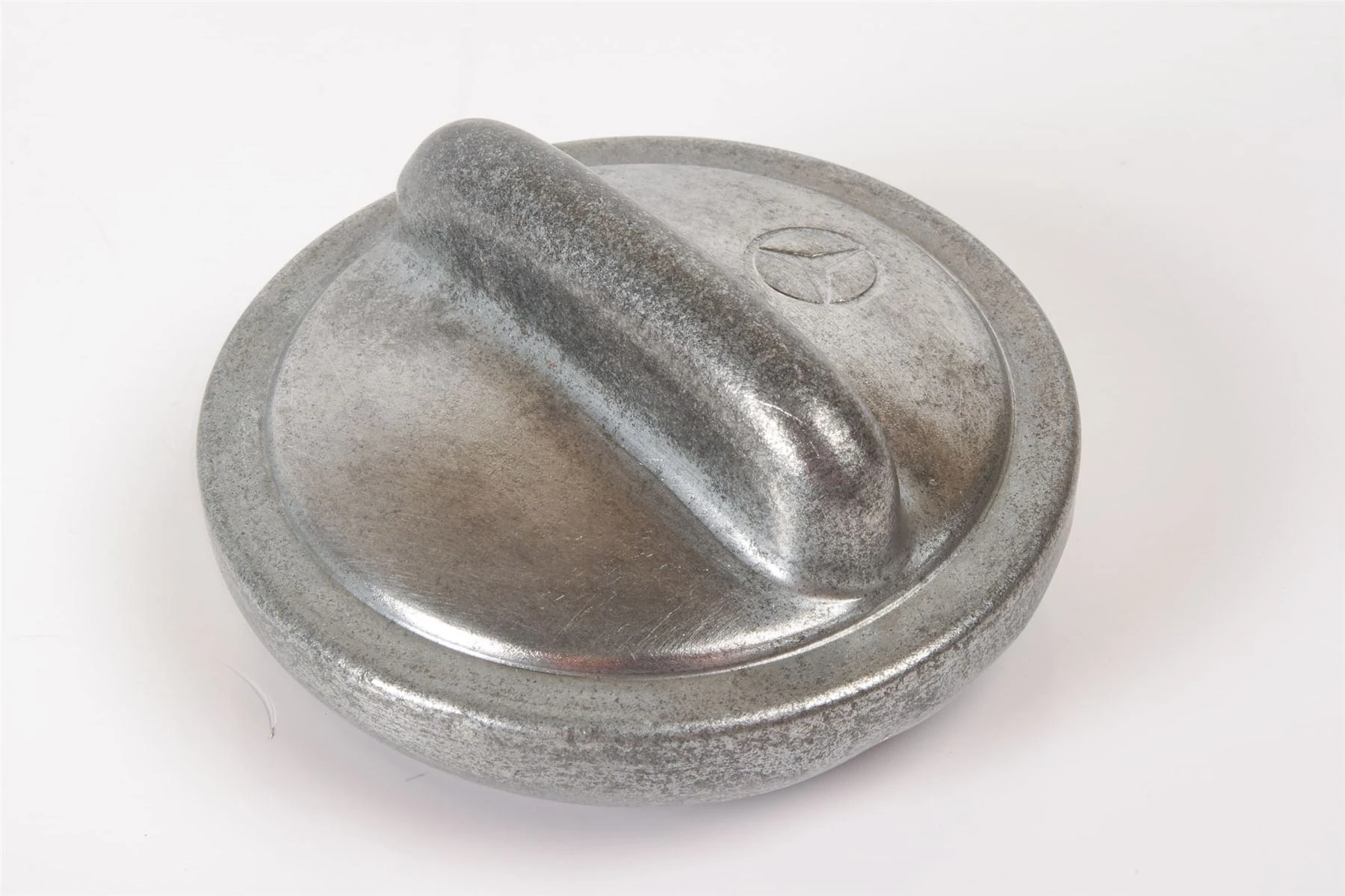 Mercedes 1244700005 Fuel Filler Cap | W100 W108 W109 W116 W126 S C107 R107...