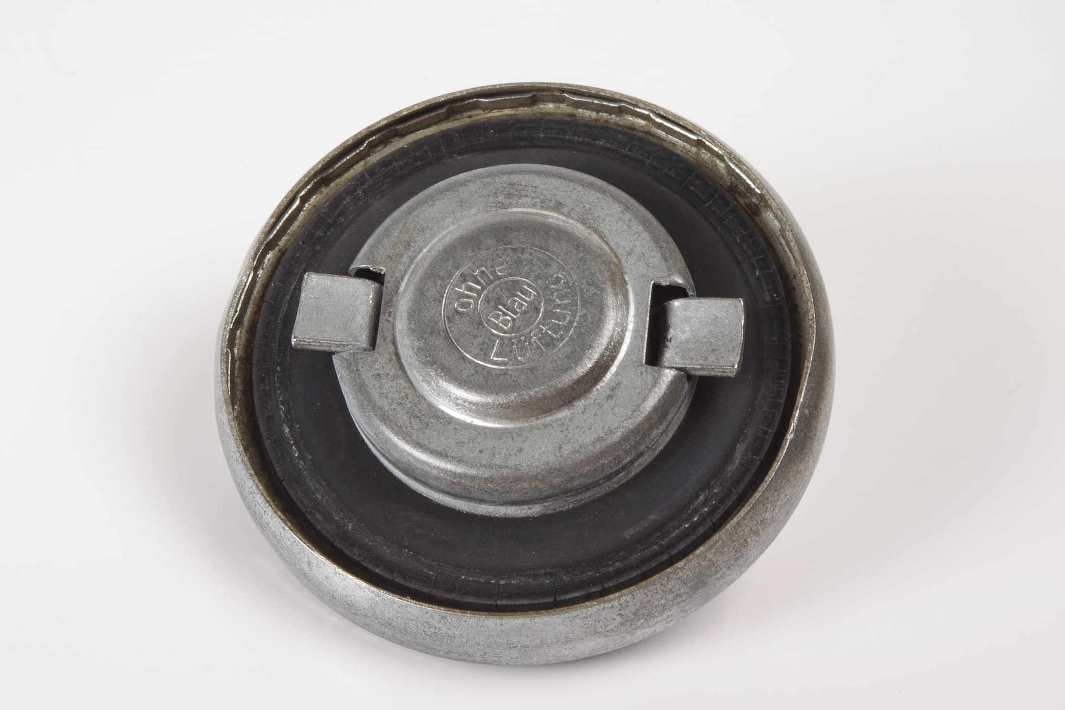 Mercedes 1244700005 Fuel Filler Cap | W100 W108 W109 W116 W126 S C107 R107...