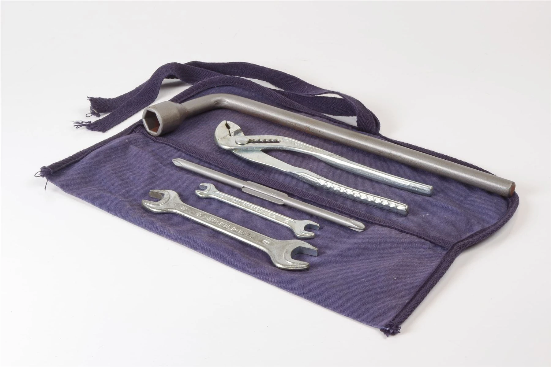 Mercedes 1295800203 Tool Kit - Blue | R129 SL