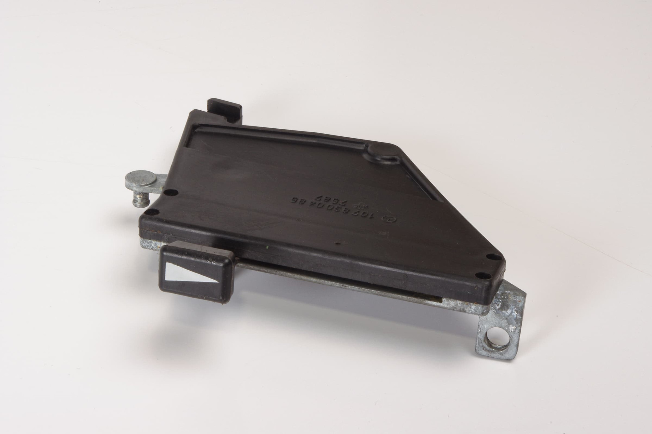 Mercedes 1078300485 HVAC Control Regulator - Right | C107 R107 SL