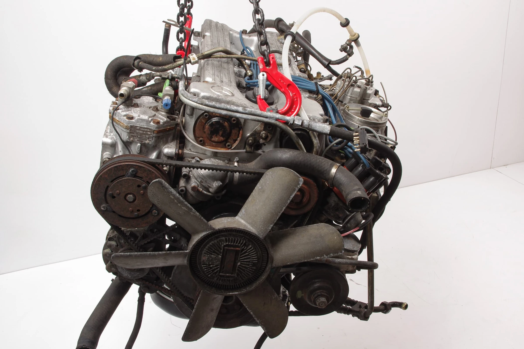 Mercedes 1100108008 Engine M110 | C107 R107 SL W116 W126 S W123 E W460 W461 G