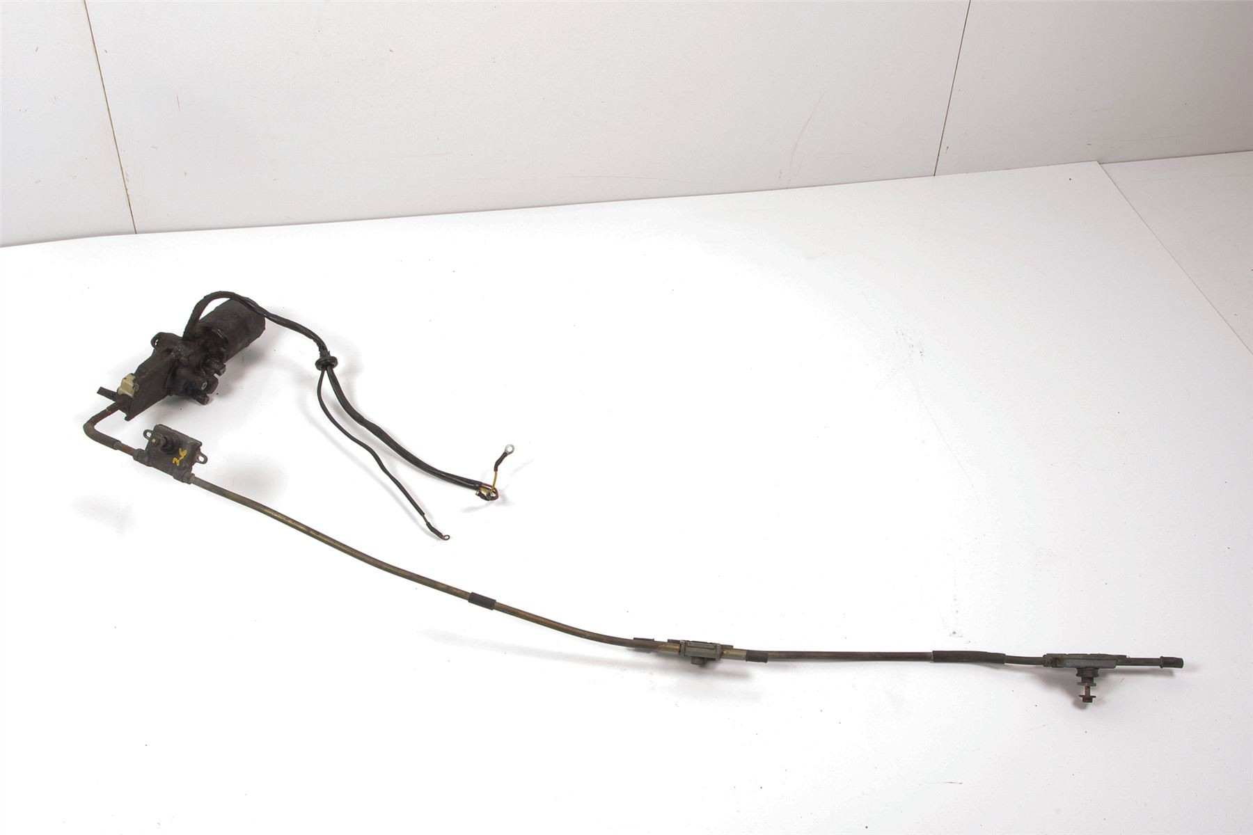 Mercedes 0008202642 Headlight Wiper Motor | C107 R107 SL W108 W109 S W114 W115 E