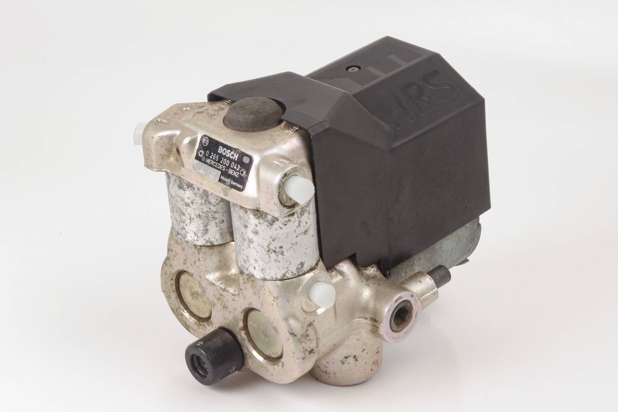 Mercedes 0014318012 ABS Pump (b) | C107 R107 R129 SL W116 W126 W140 S W123...