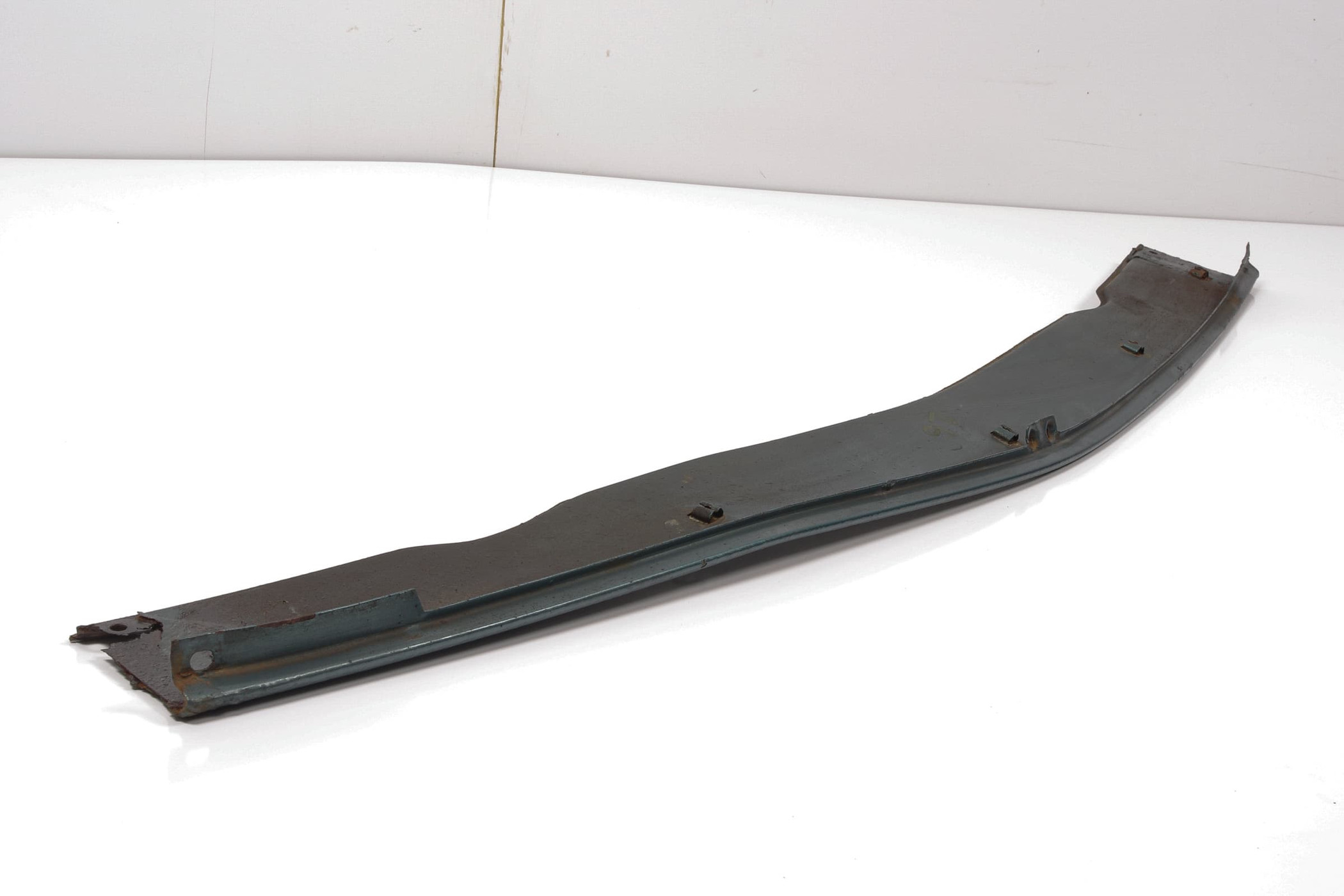 Mercedes 1078810163 Bumper Centre Valance | C107 R107 SL