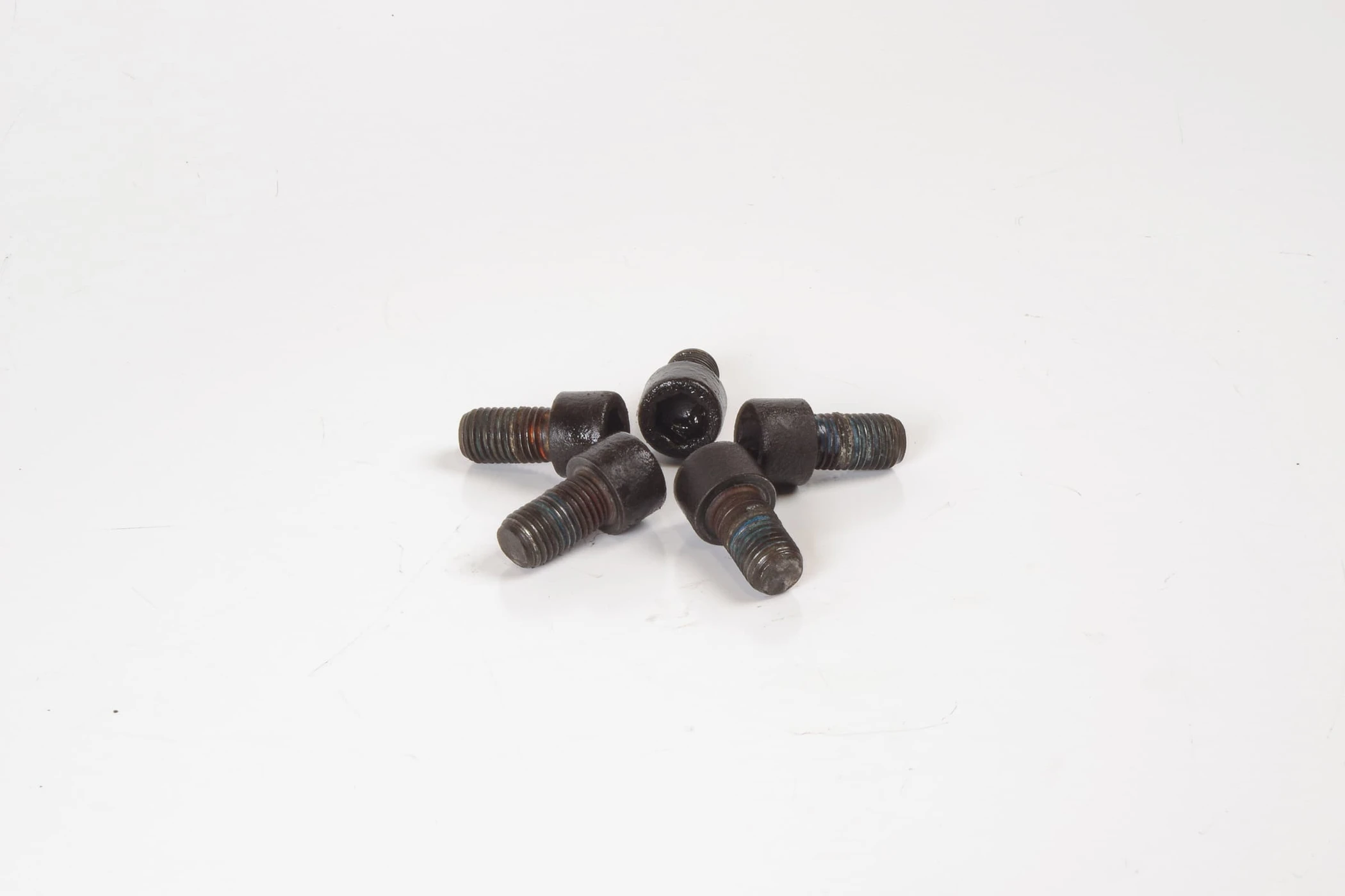 Mercedes 0009907212 Brake Disc Bolt x5 | C107 R107 W113 SL W108 W109 W111...