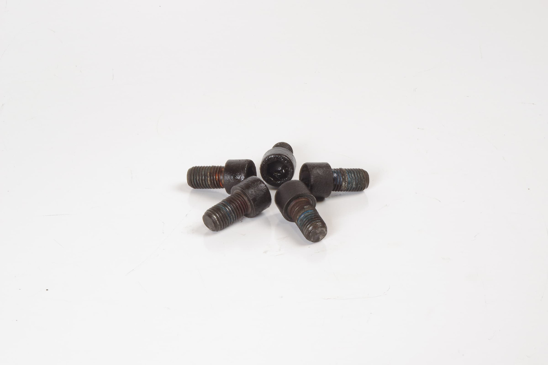 Mercedes 0009907212 Brake Disc Bolt x5 | C107 R107 W113 SL W108 W109 W111...