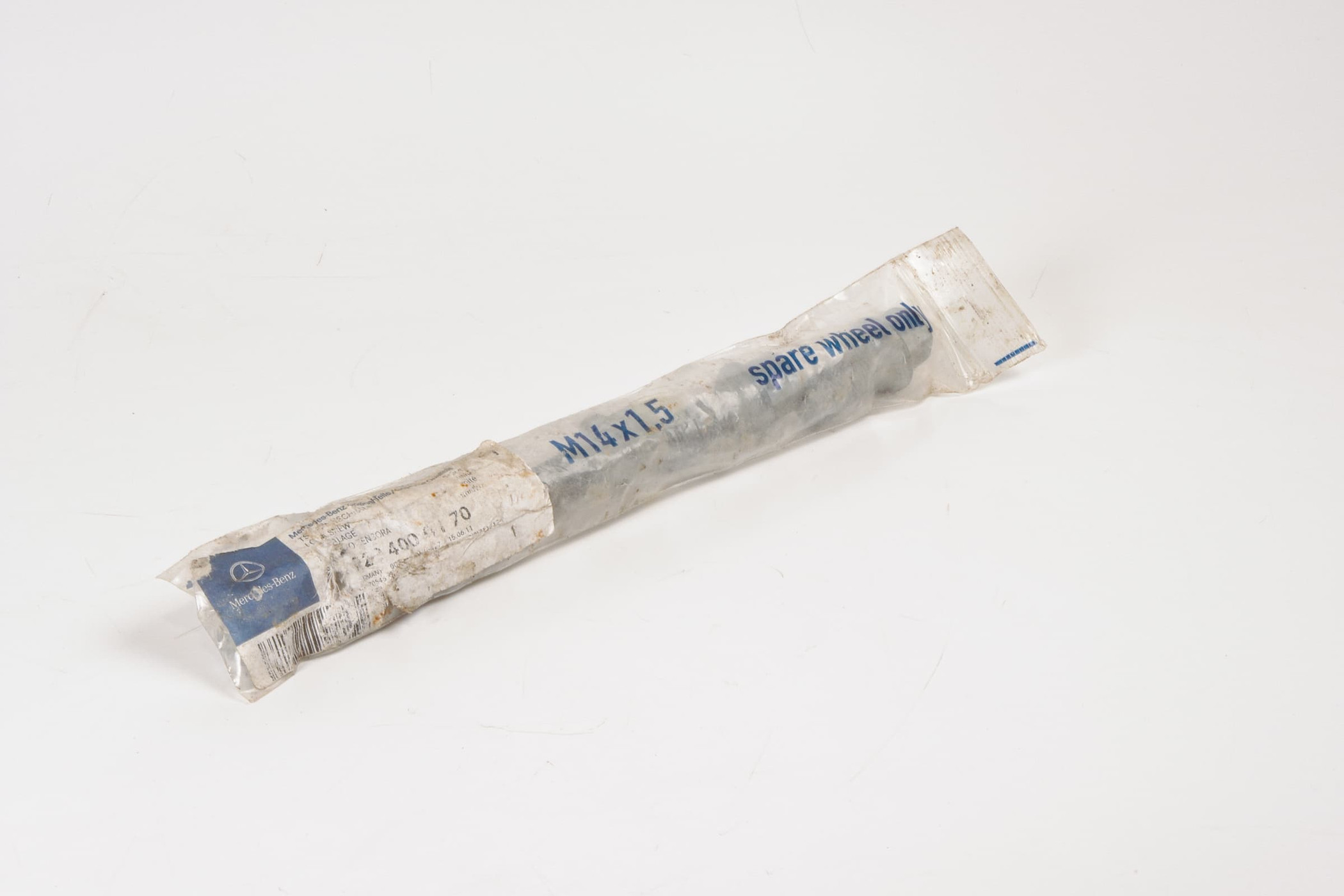 Mercedes 2204000170 Spare Wheel Bolt x5 (New Old St.) | W164 W166 M X166 GL...