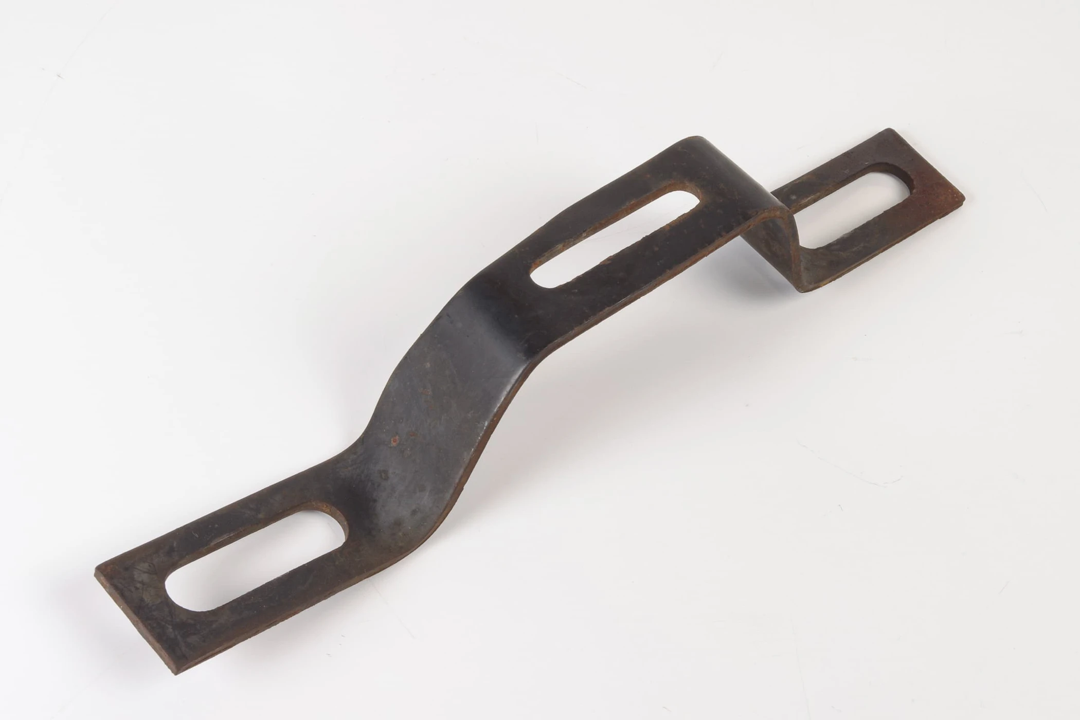 Mercedes 1078850940 Bumper Bracket - Left | C107 R107 SL