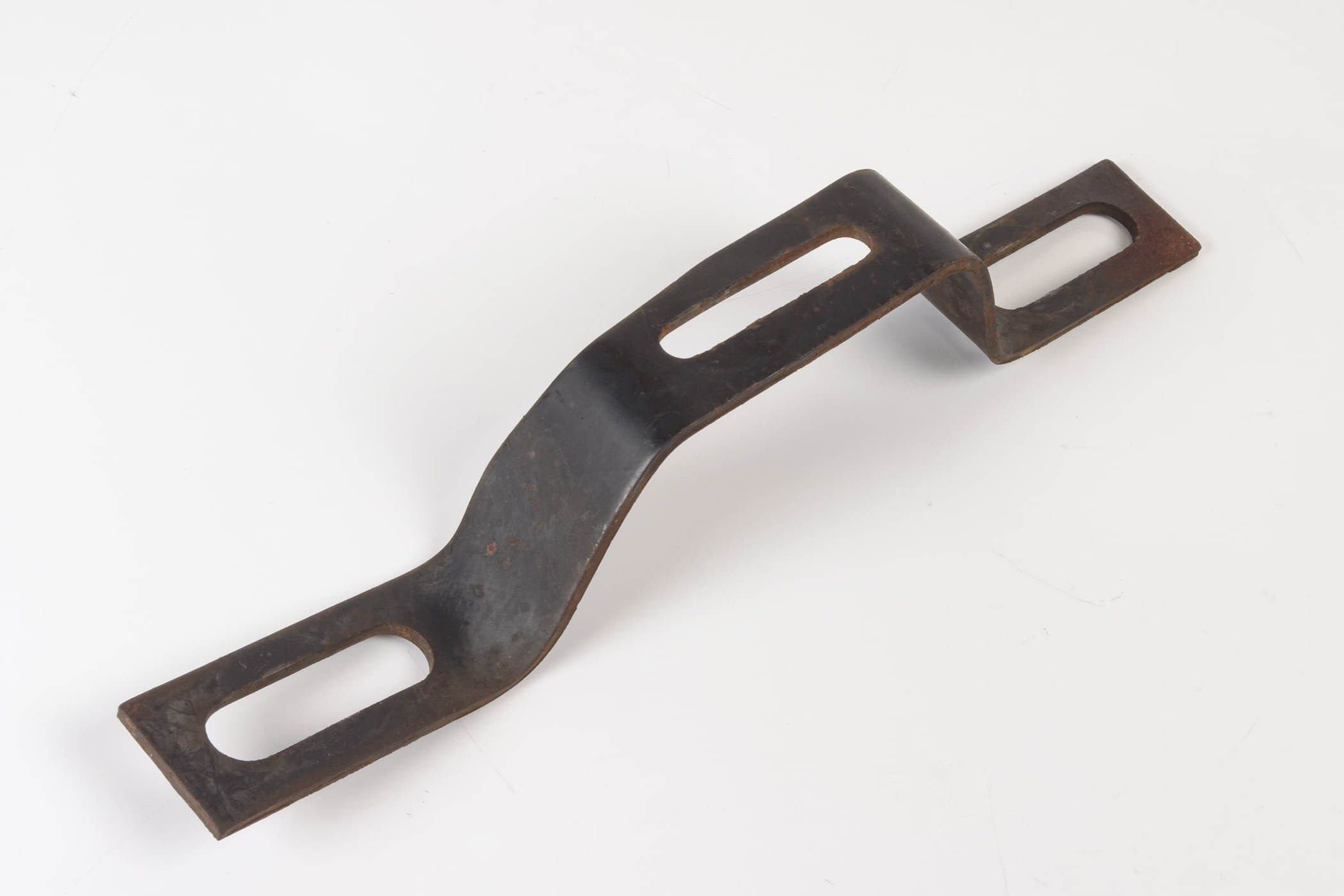 Mercedes 1078850940 Bumper Bracket - Left | C107 R107 SL