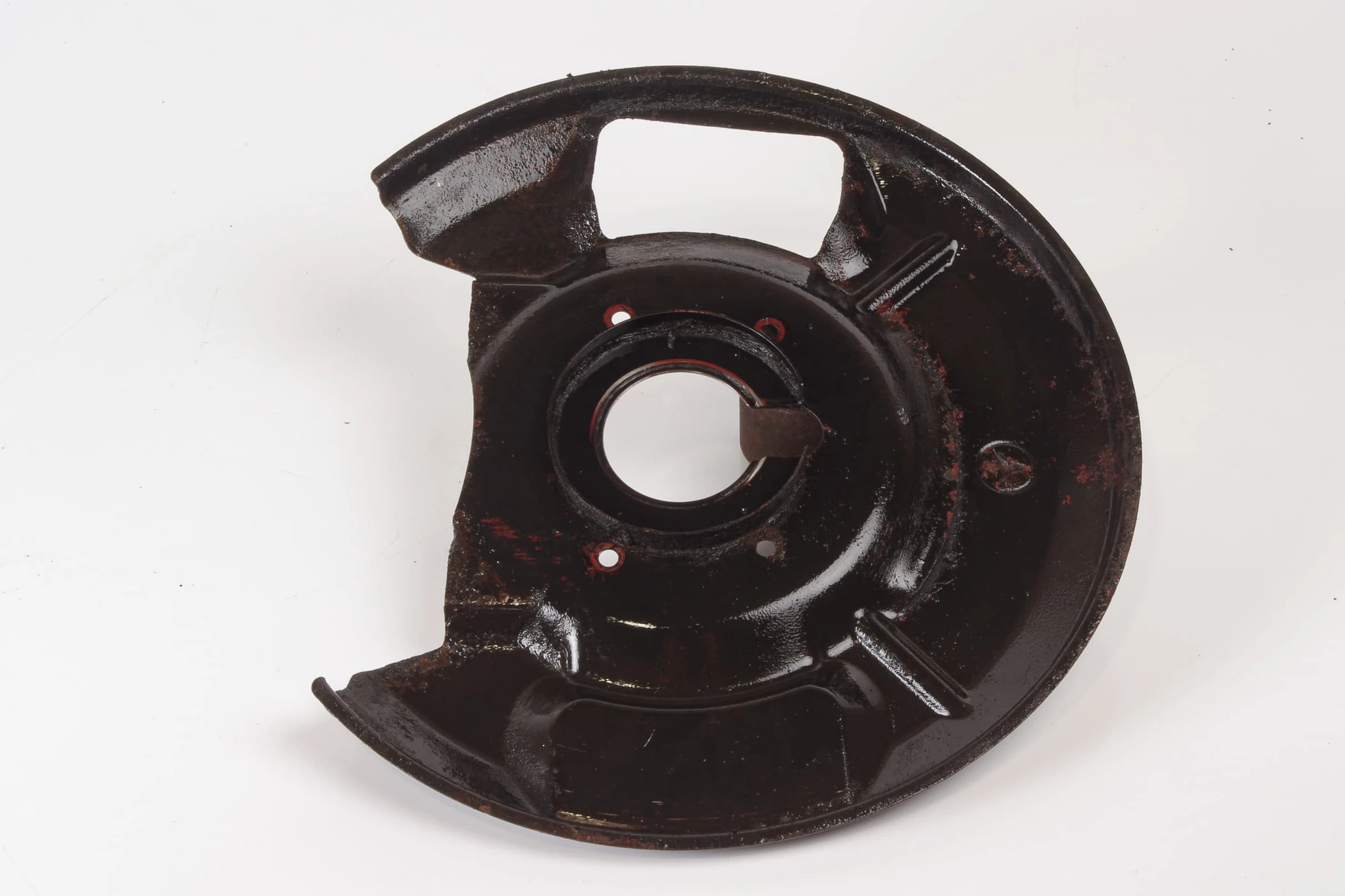 Mercedes 1074201044 Brake Dust Shield - Right | C107 R107 SL