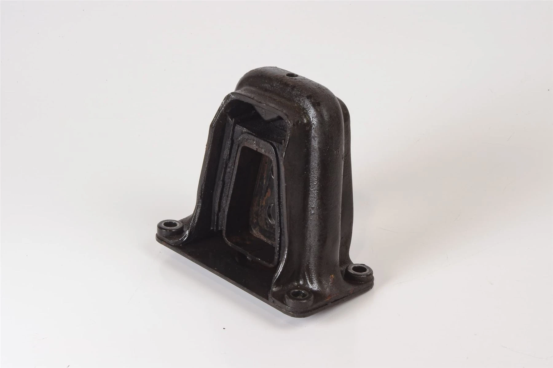 Mercedes 1233511142 Differential Mount - Rear | C107 R107 SL W114 W115 W123 E...