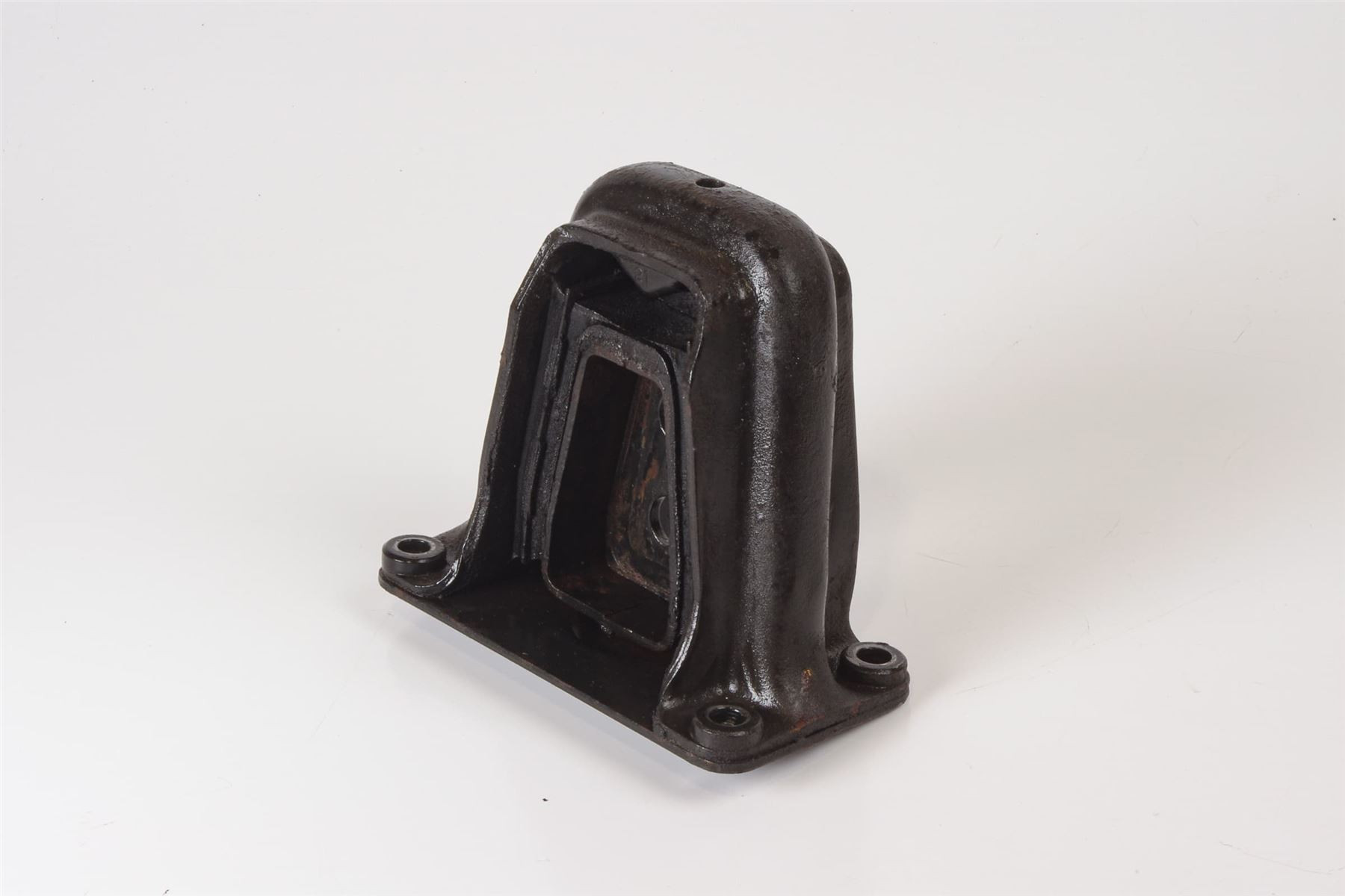 Mercedes 1233511142 Differential Mount - Rear | C107 R107 SL W114 W115 W123 E...