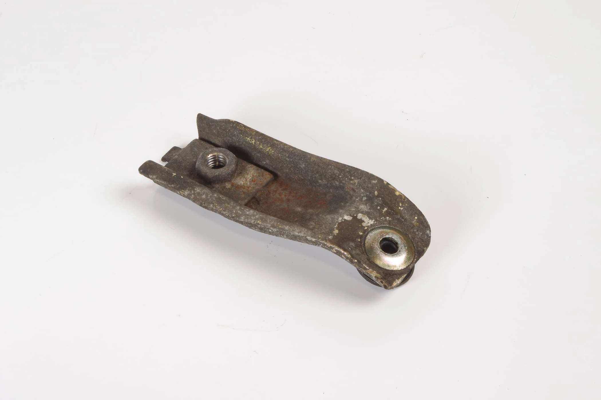 Mercedes 1072400840 Engine Mount Bracket | C107 R107 SL