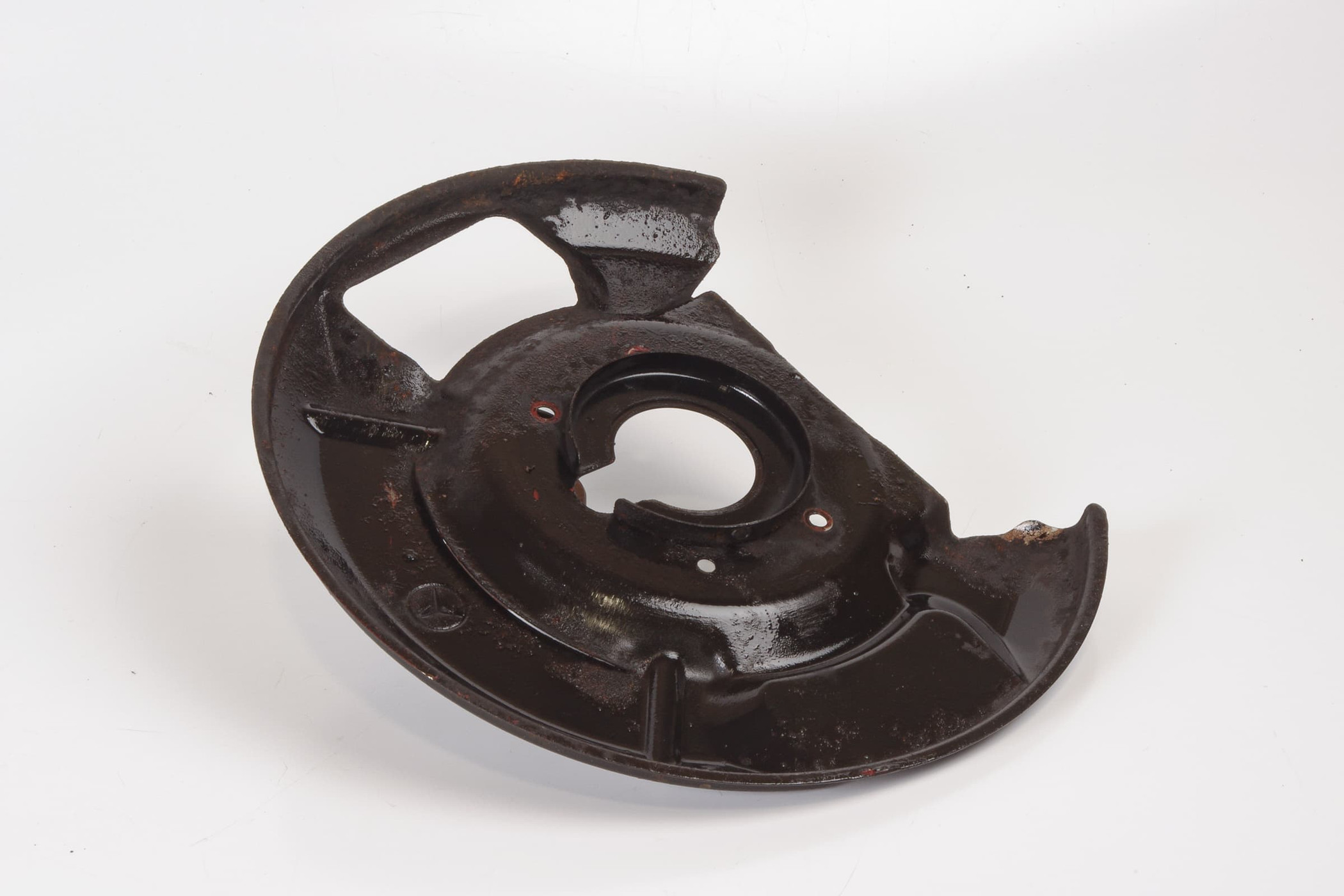 Mercedes 1074200944 Brake Dust Shield - Left | C107 R107 SL