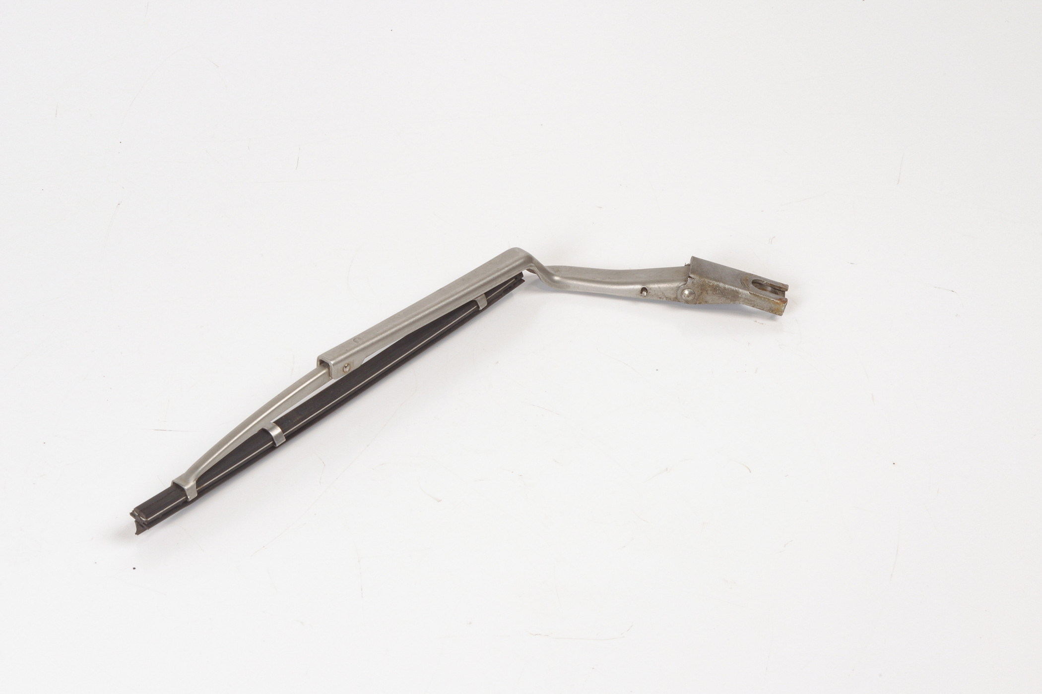 Mercedes 1078203444 Headlight Wiper Arm - Right | C107 R107 SL W108 W109 S...