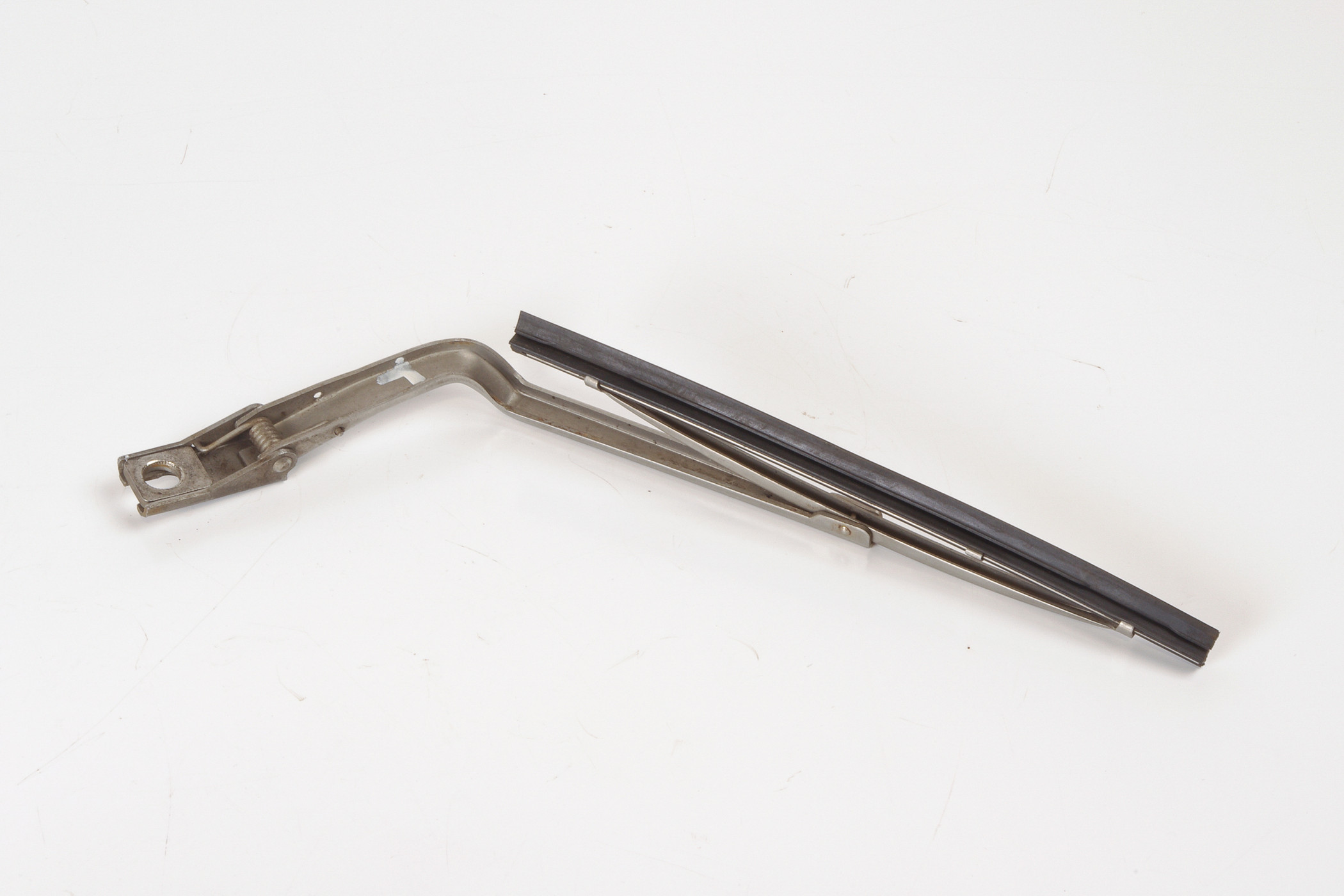 Mercedes 1078203444 Headlight Wiper Arm - Right | C107 R107 SL W108 W109 S...