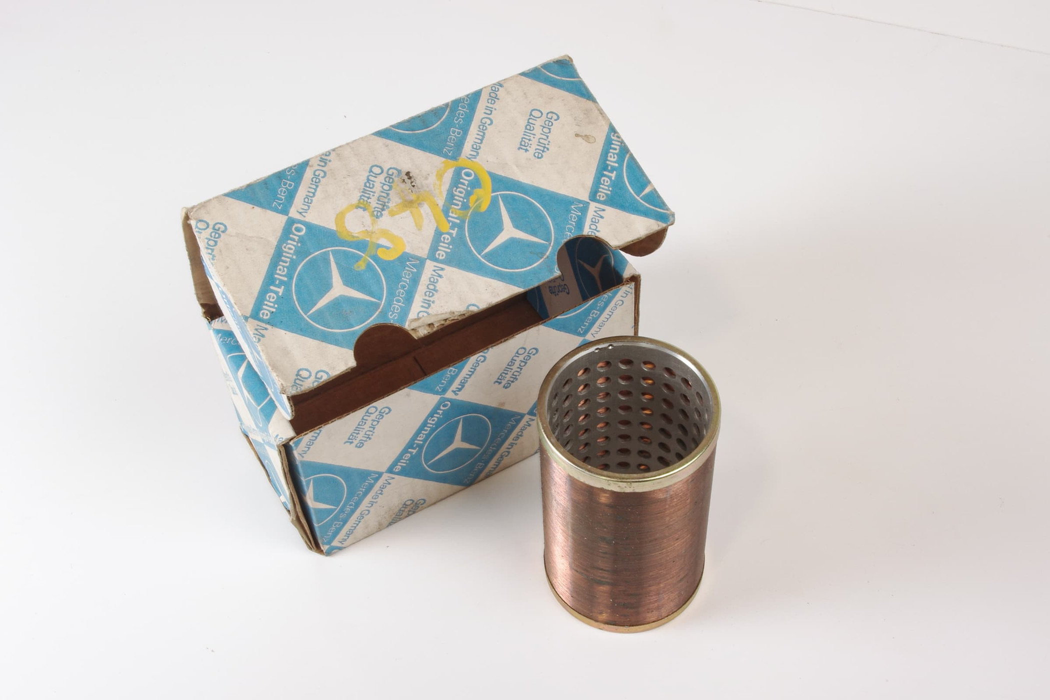 Mercedes 0001840512 Oil Filter Strainer (New Old St.) | W105 W128 W180 W188...