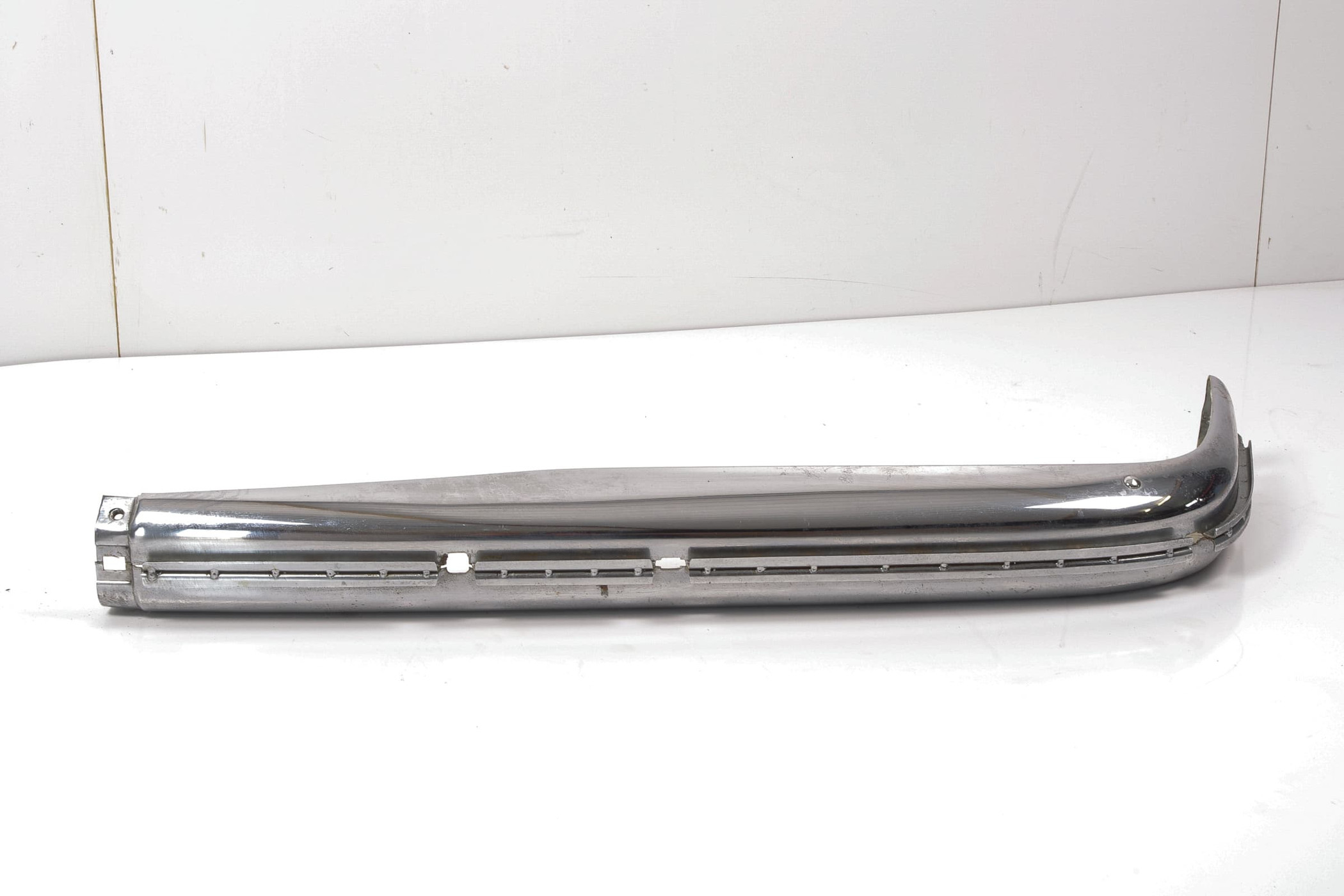 Mercedes 1158802270 Bumper Chrome - Front Right (New Old St.) | W114 W115 E