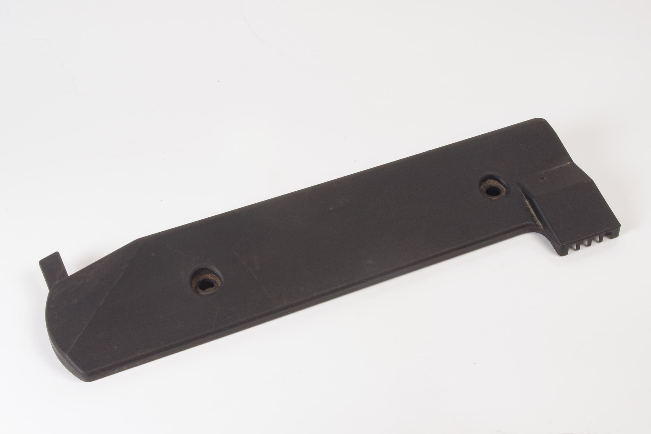 Mercedes 1191590046 Ignition Lead Cover - Left | W124 E R129 SL W140 S