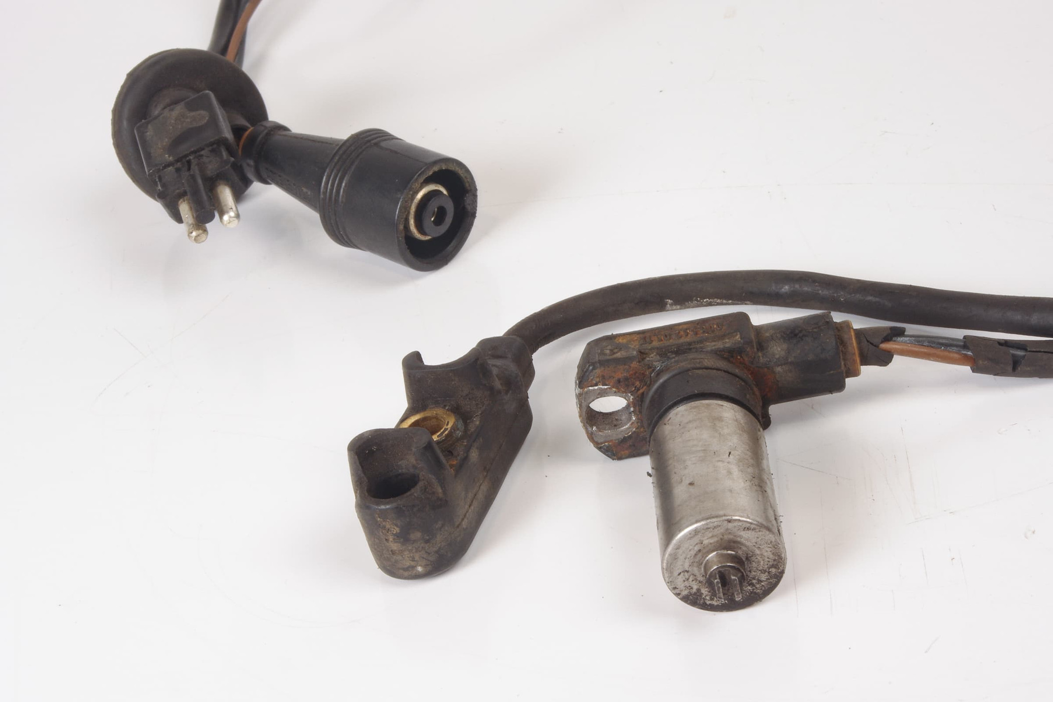 Mercedes 0055420417 Brake Wear Sensor | R107 R230 SL W211 E