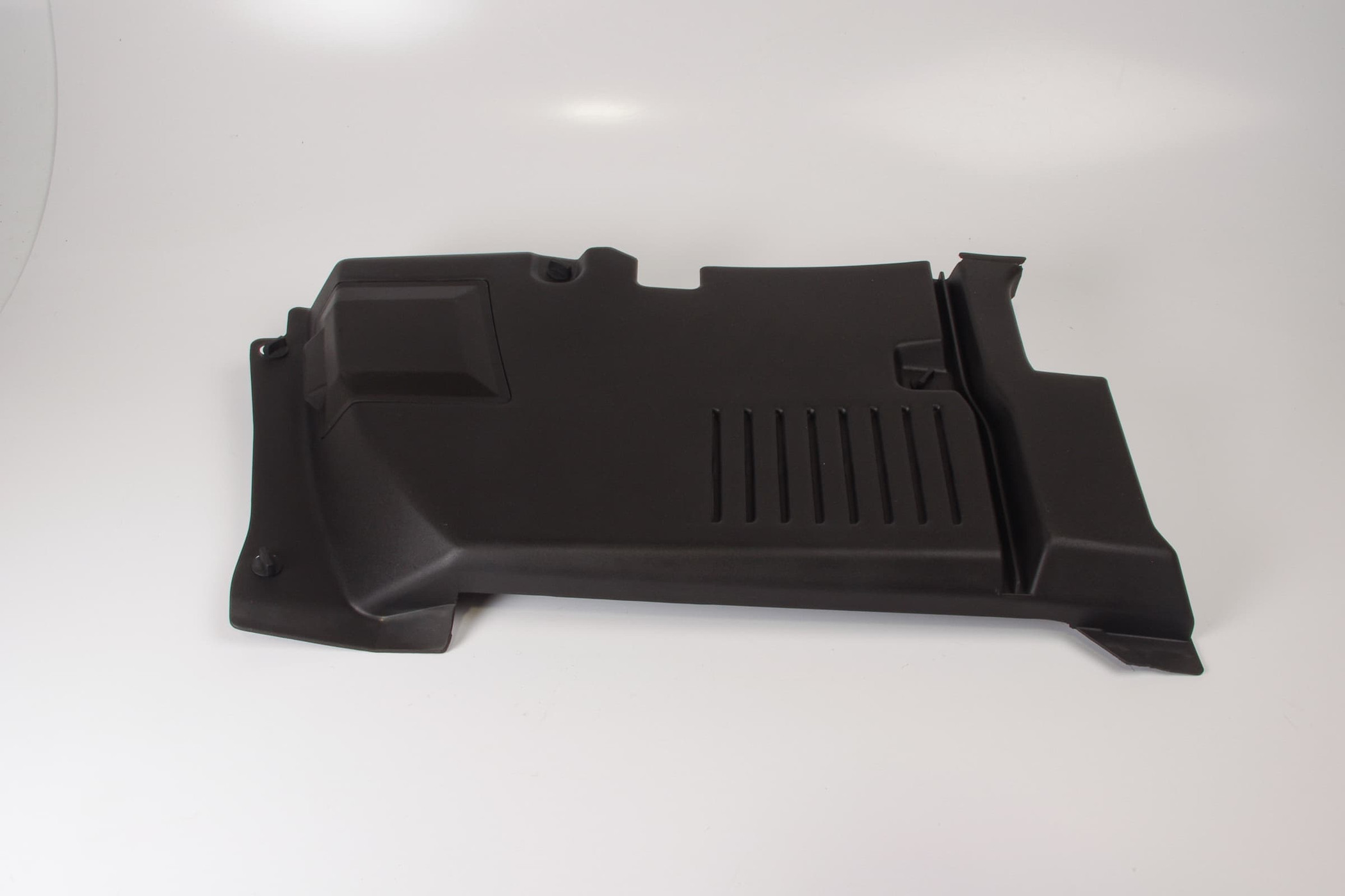 Mercedes 1408202078 Engine Cover - Left (a) | W140 V140 S