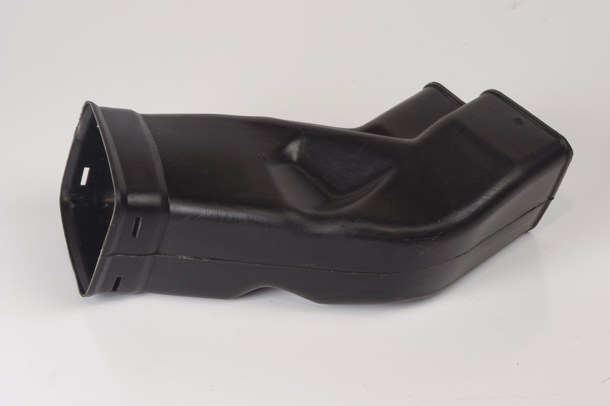 Mercedes 1408311346 Air Duct - Front Left | W140 V140 C140 S