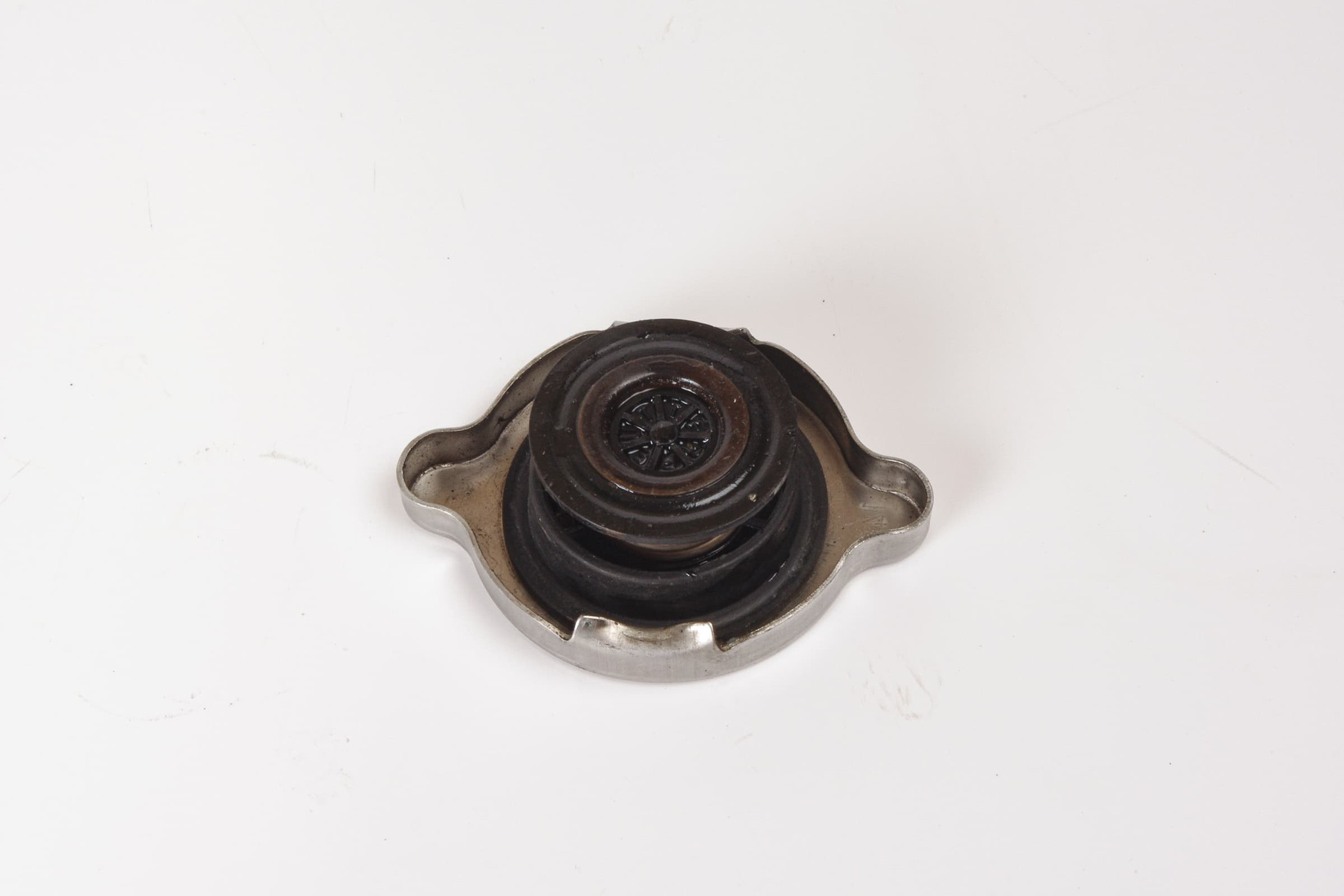 Mercedes 1245000406 Expansion Tank Cap | R107 R129 R230 SL W124 W210 E W126...