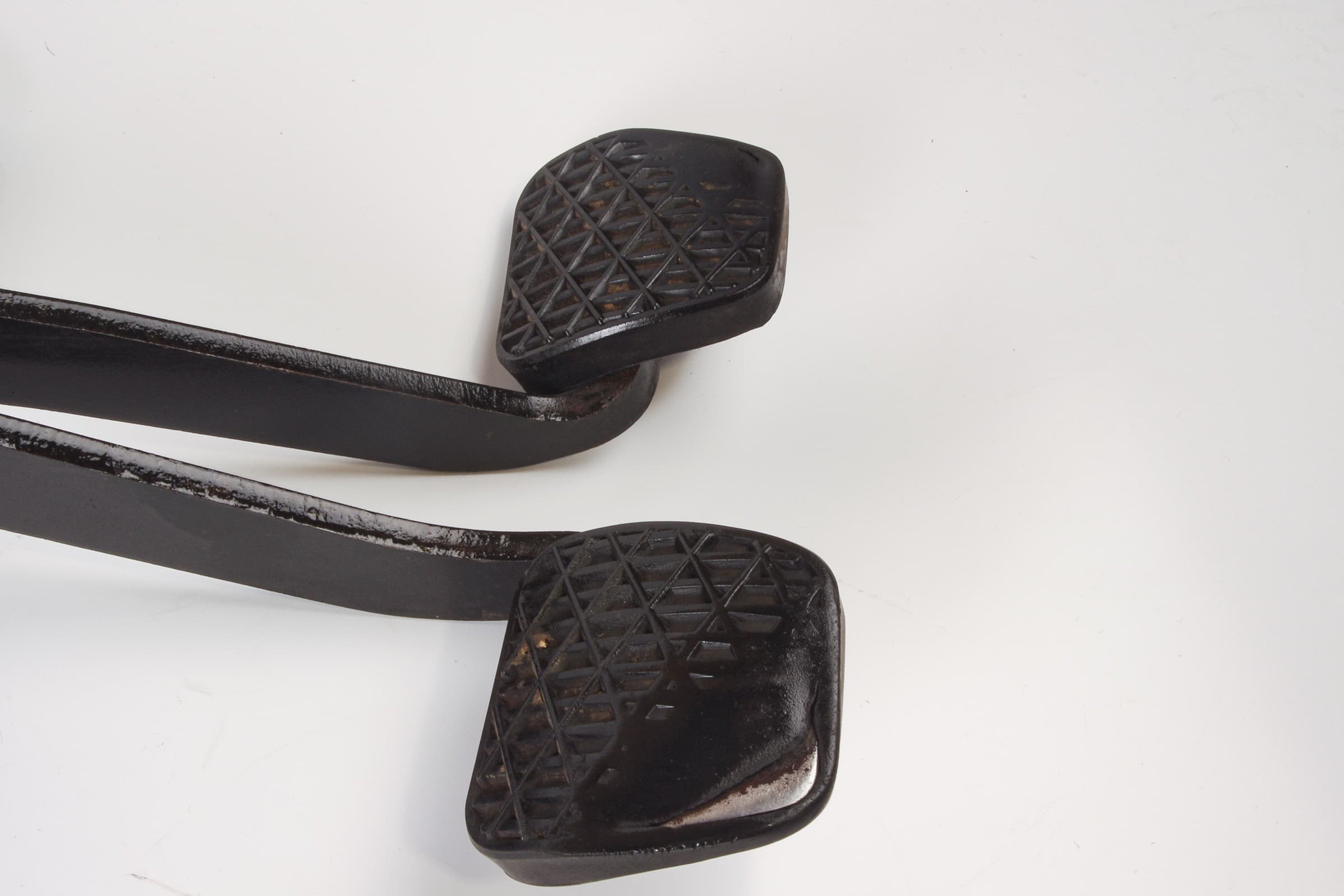 Mercedes 4602940801 Pedal Assembly | W460 W461 G