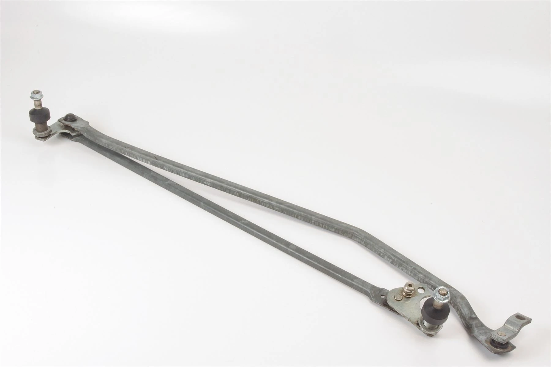 Mercedes 0018207441 Wiper Mechanism - Front | W460 W461 G