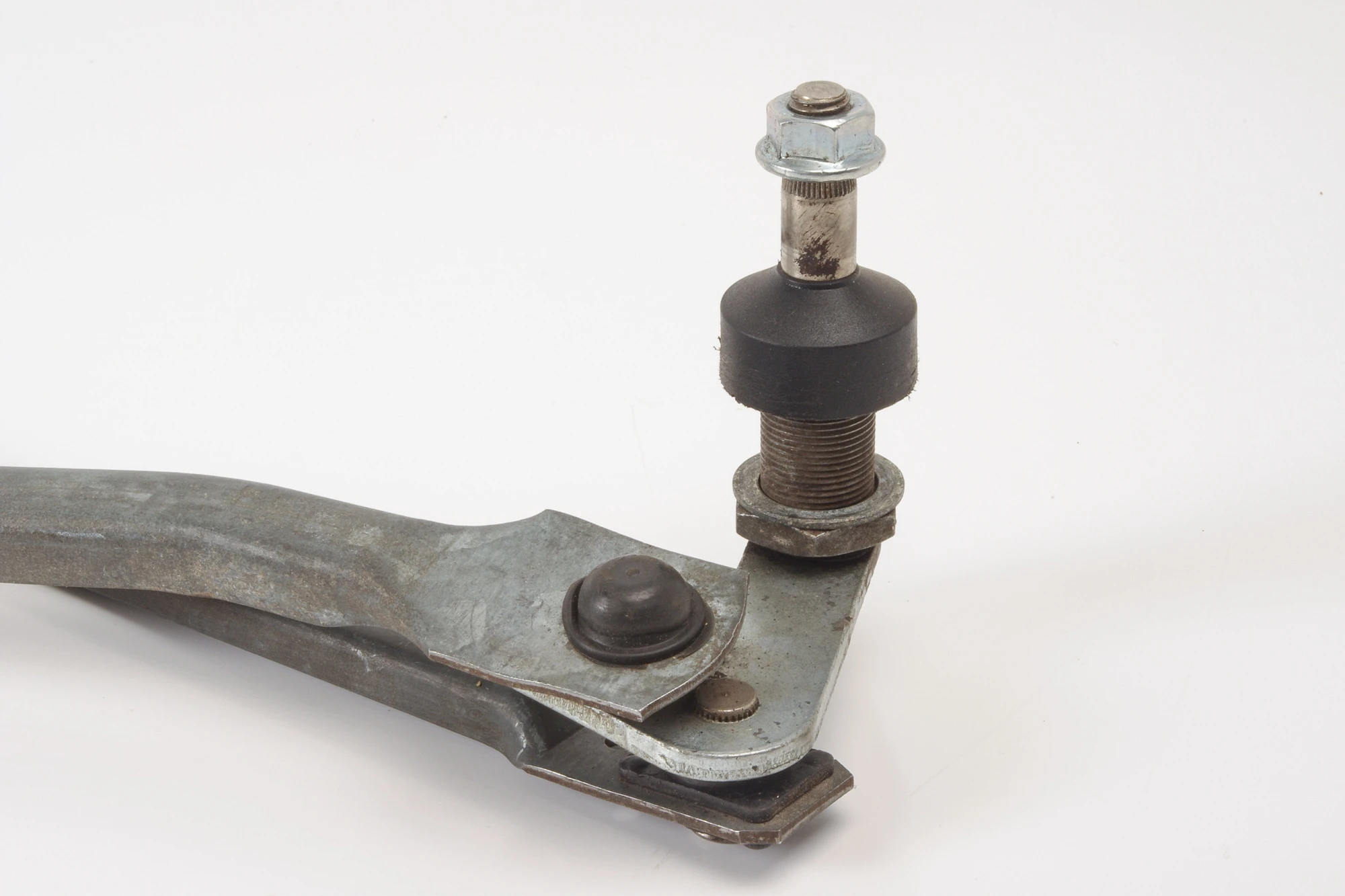 Mercedes 0018207441 Wiper Mechanism - Front | W460 W461 G