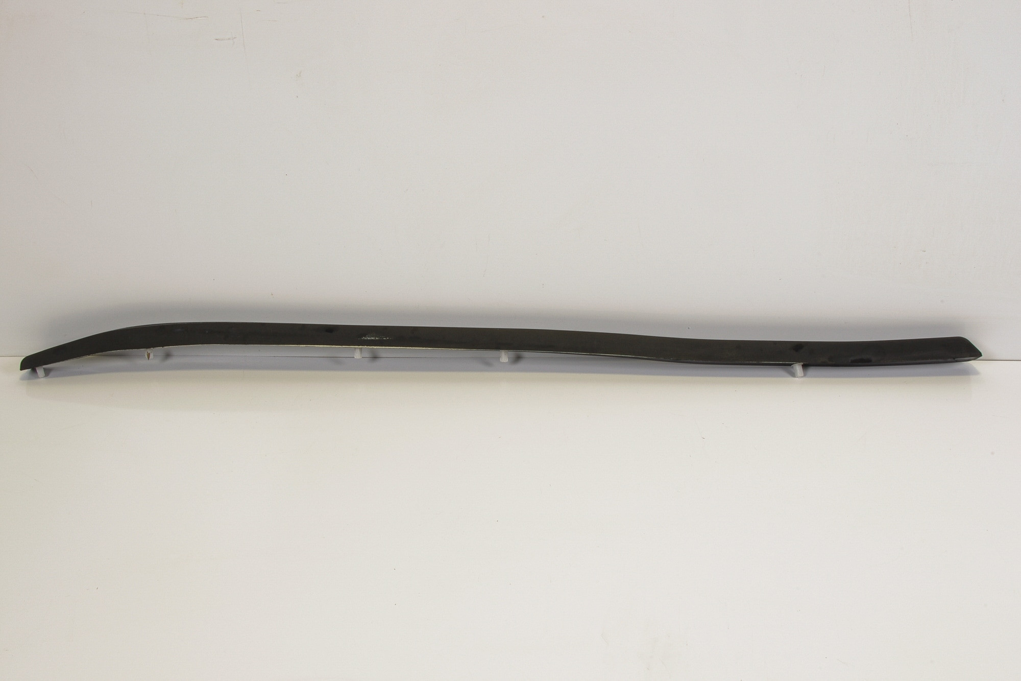 Mercedes 4606900862 Trim Strip - Front (P) | W460 W461 G