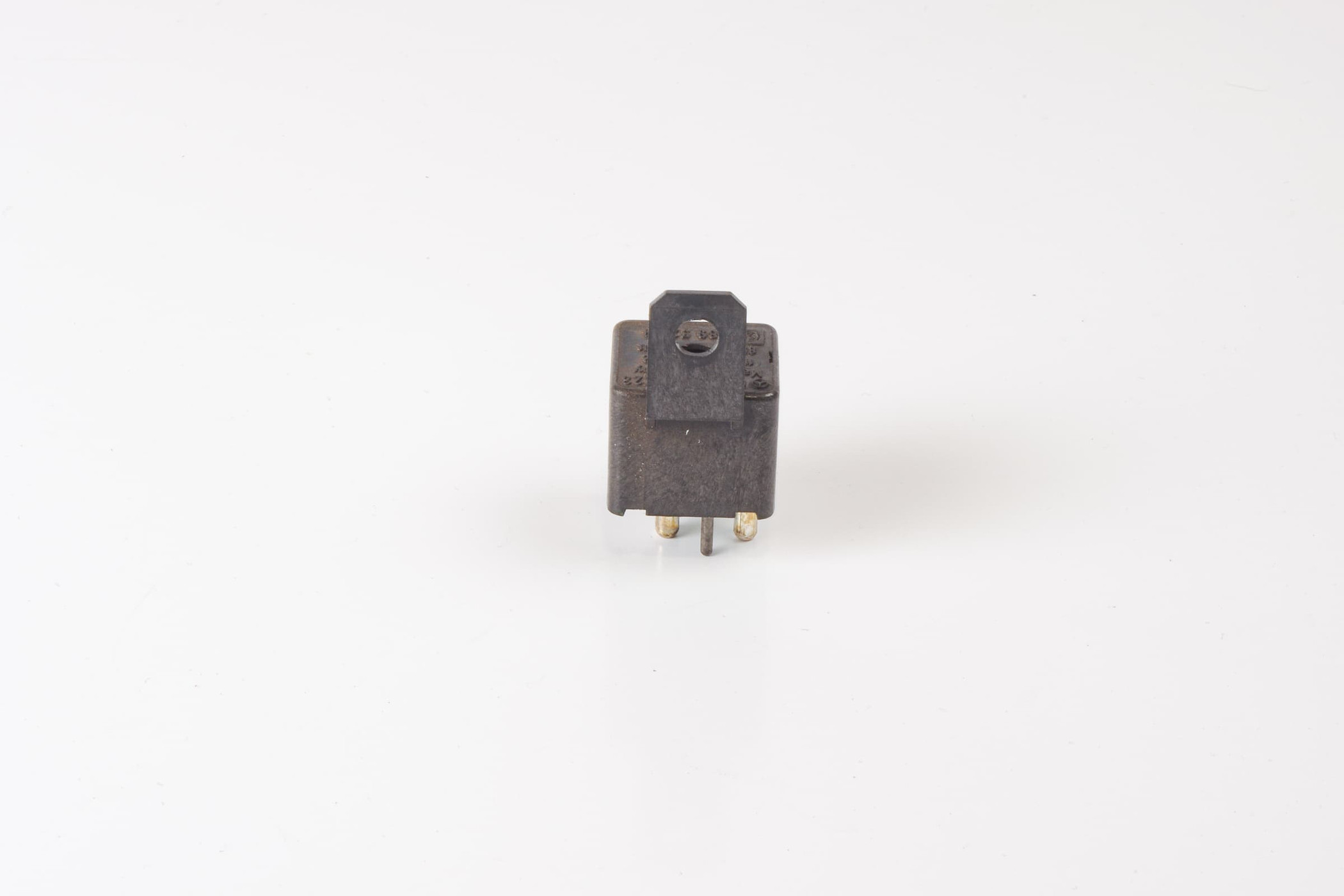 Mercedes 0005426223 Buzzer Relay | W460 W461 W463 G