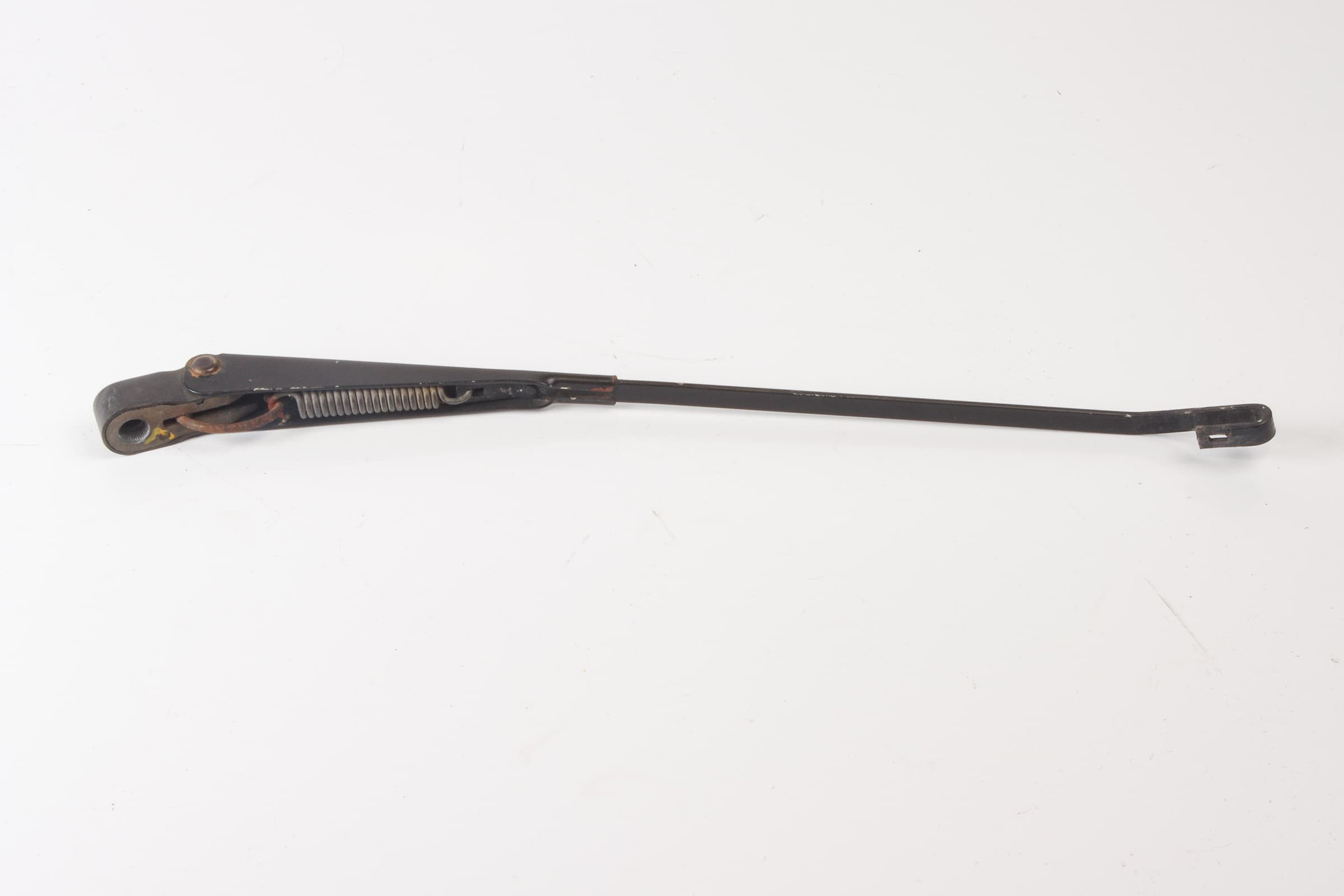 Mercedes 0008206044 Wiper Arm - Front | W460 G