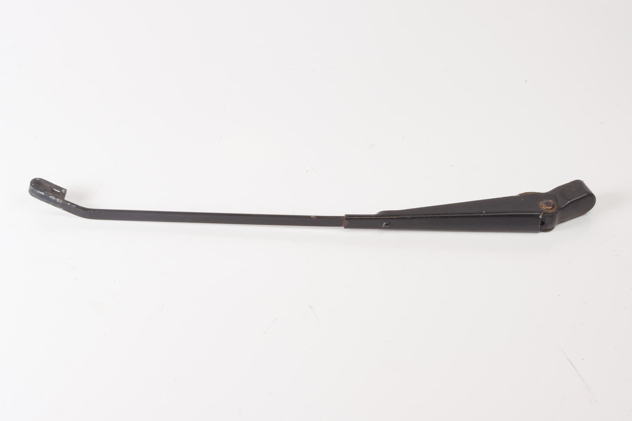 Mercedes 0008206044 Wiper Arm - Front | W460 G