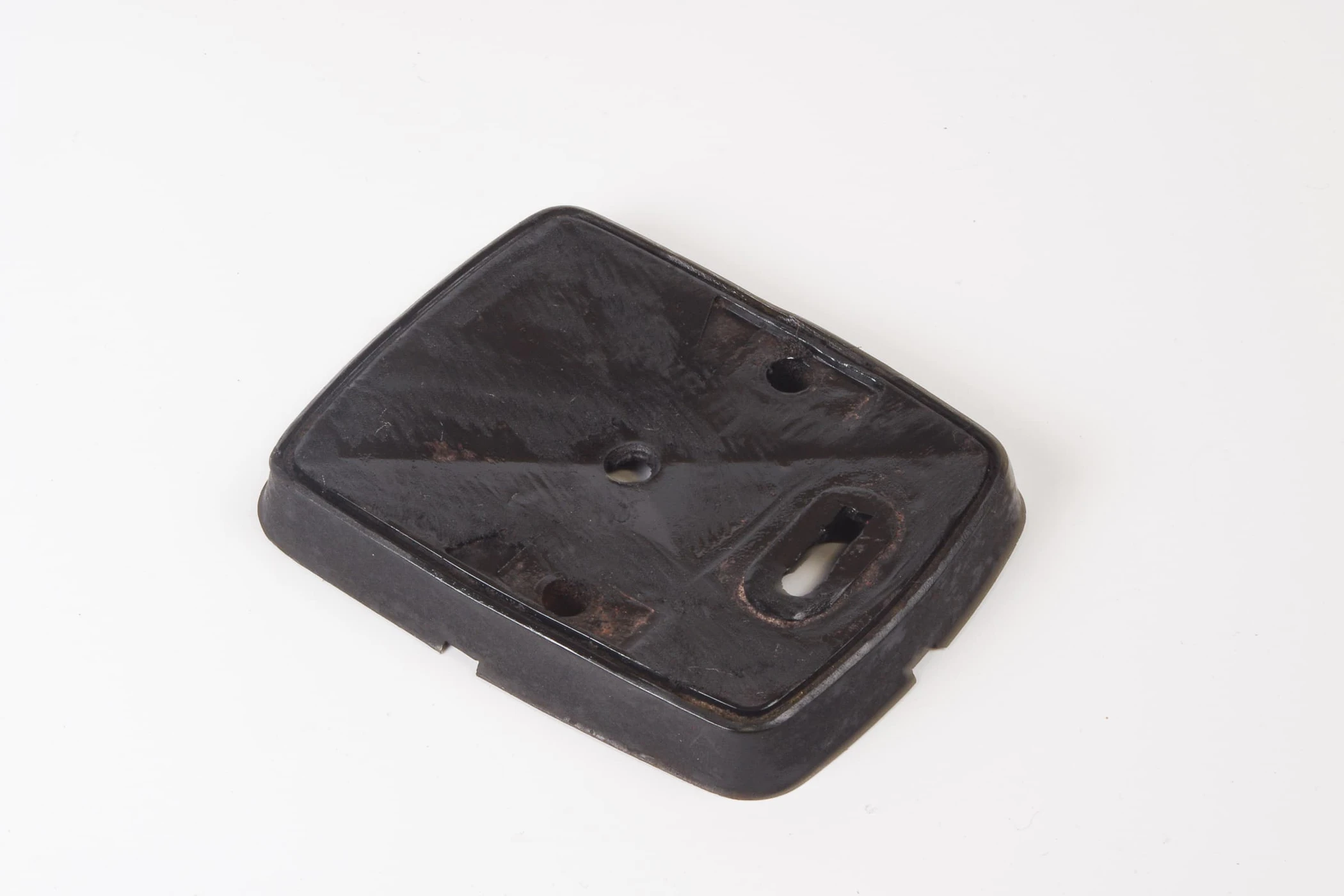 Mercedes 0008260085 Indicator Pad Seal - Front | W460 W461 W463 G