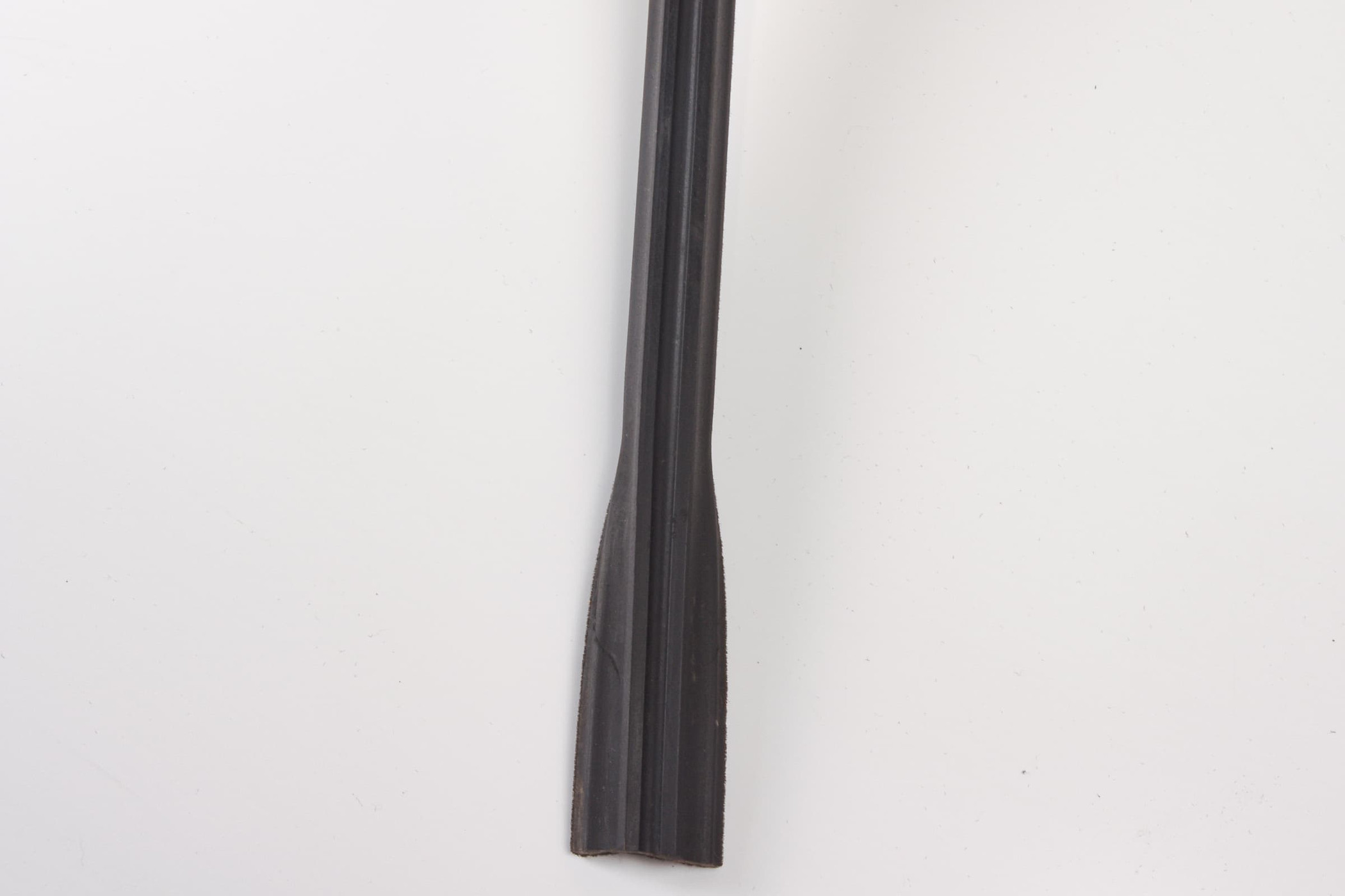 Mercedes 0009858230 Window Seal - Front | W460 W461 G