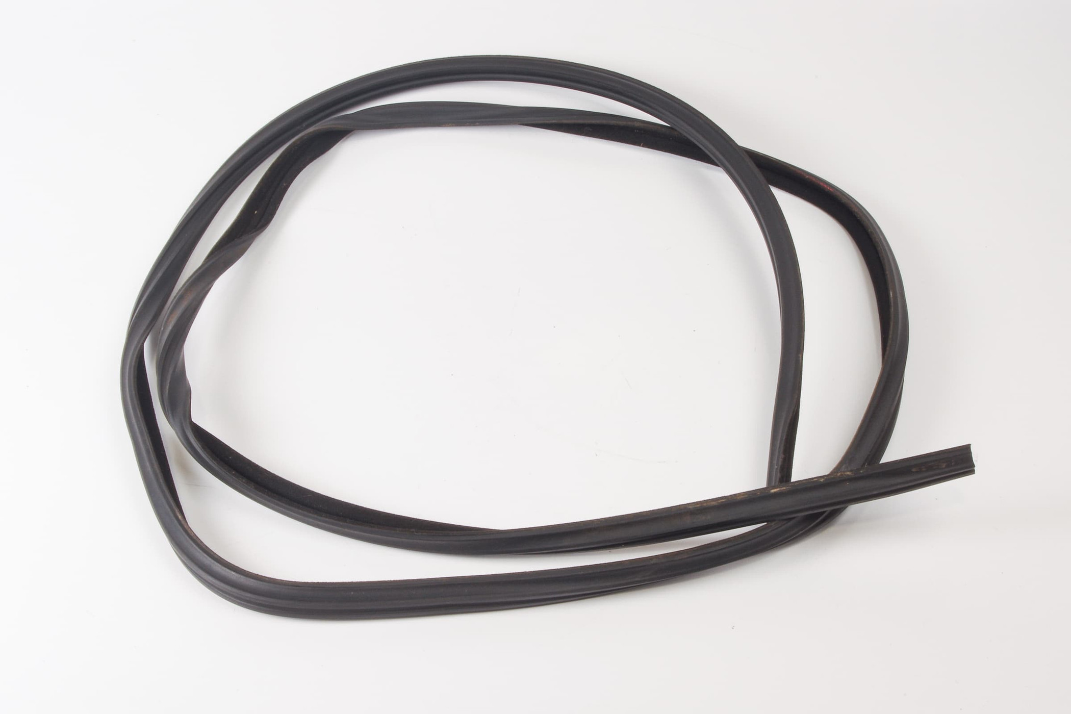 Mercedes 0009858230 Window Seal - Front | W460 W461 G