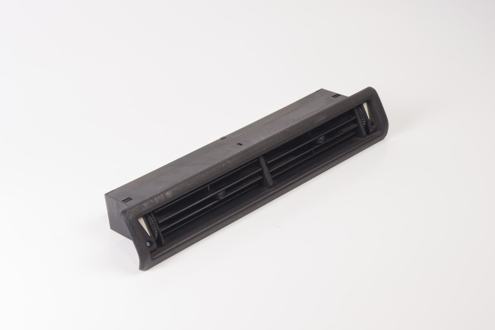 Mercedes 4608300103 Dashboard Vent | W460 W461 W463 G
