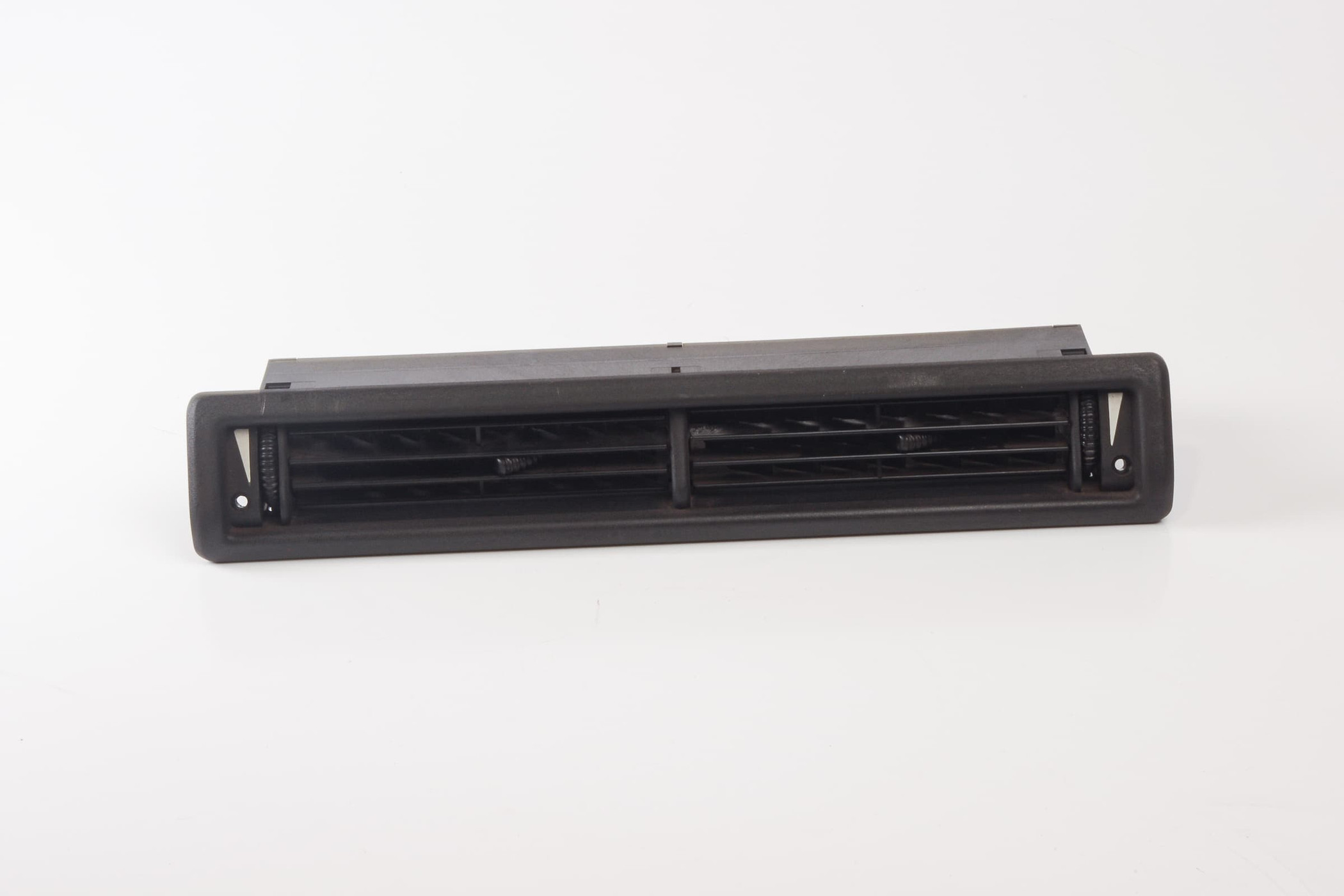 Mercedes 4608300103 Dashboard Vent | W460 W461 W463 G