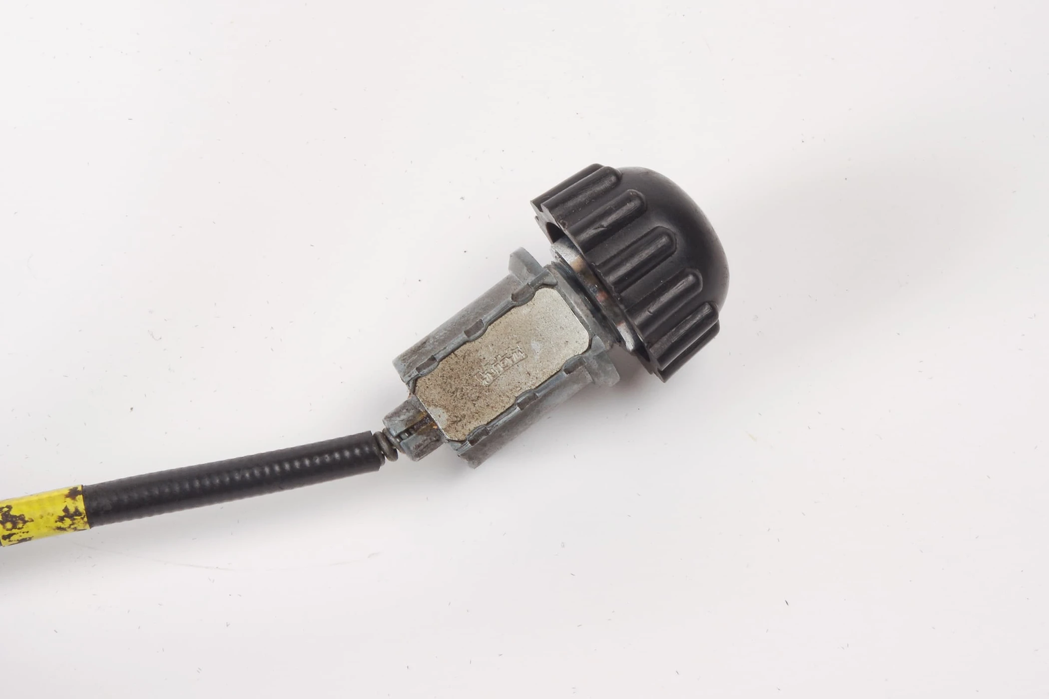 Mercedes 4603000032 Idle Adjustment Wire | W460 W461 G