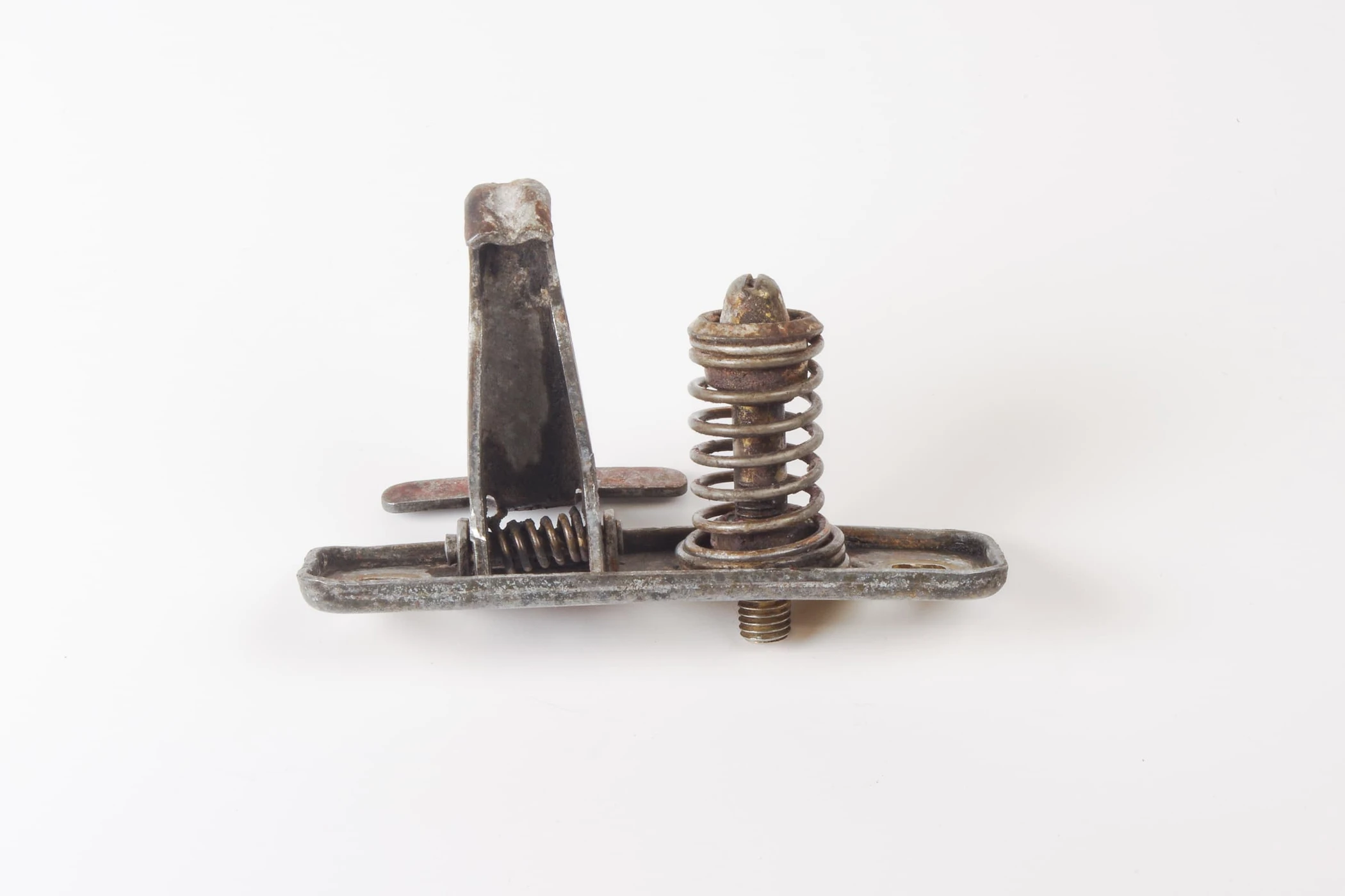 Mercedes 4608800260 Bonnet Catch | W460 W461 W463 G