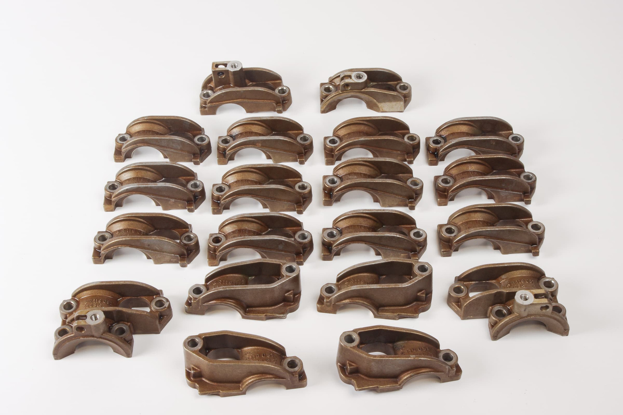 Mercedes 1190513003 Camshaft Bearing Cap | W124 W210 E R129 SL W140 S