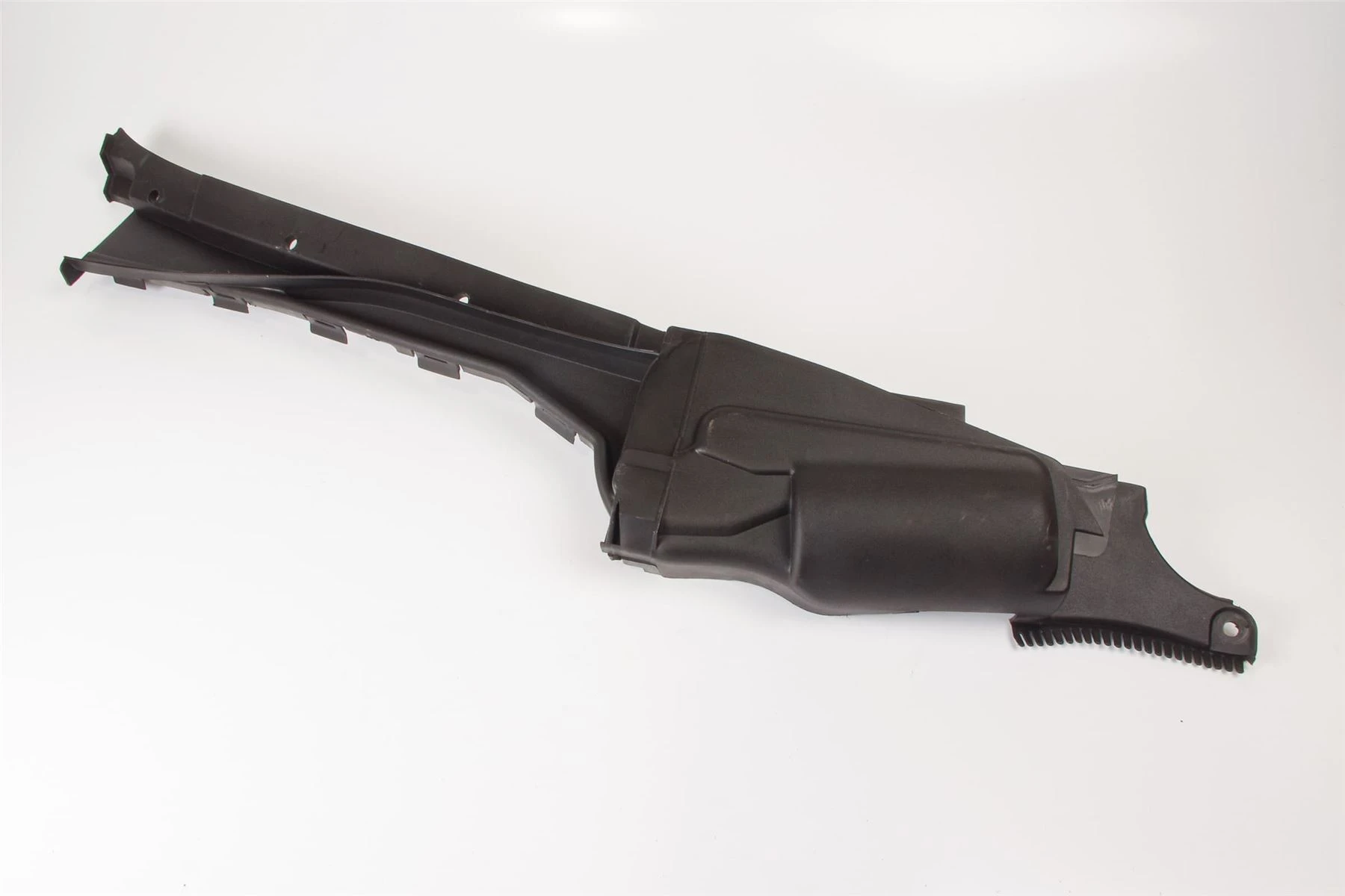 Mercedes 1408302228 Water Baffle - Front Right | W140 V140 C140 S