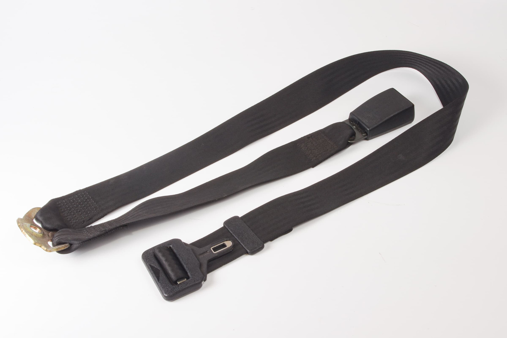 Mercedes 0008609569 Seat Belt Set - Rear Right | W460 W461 G