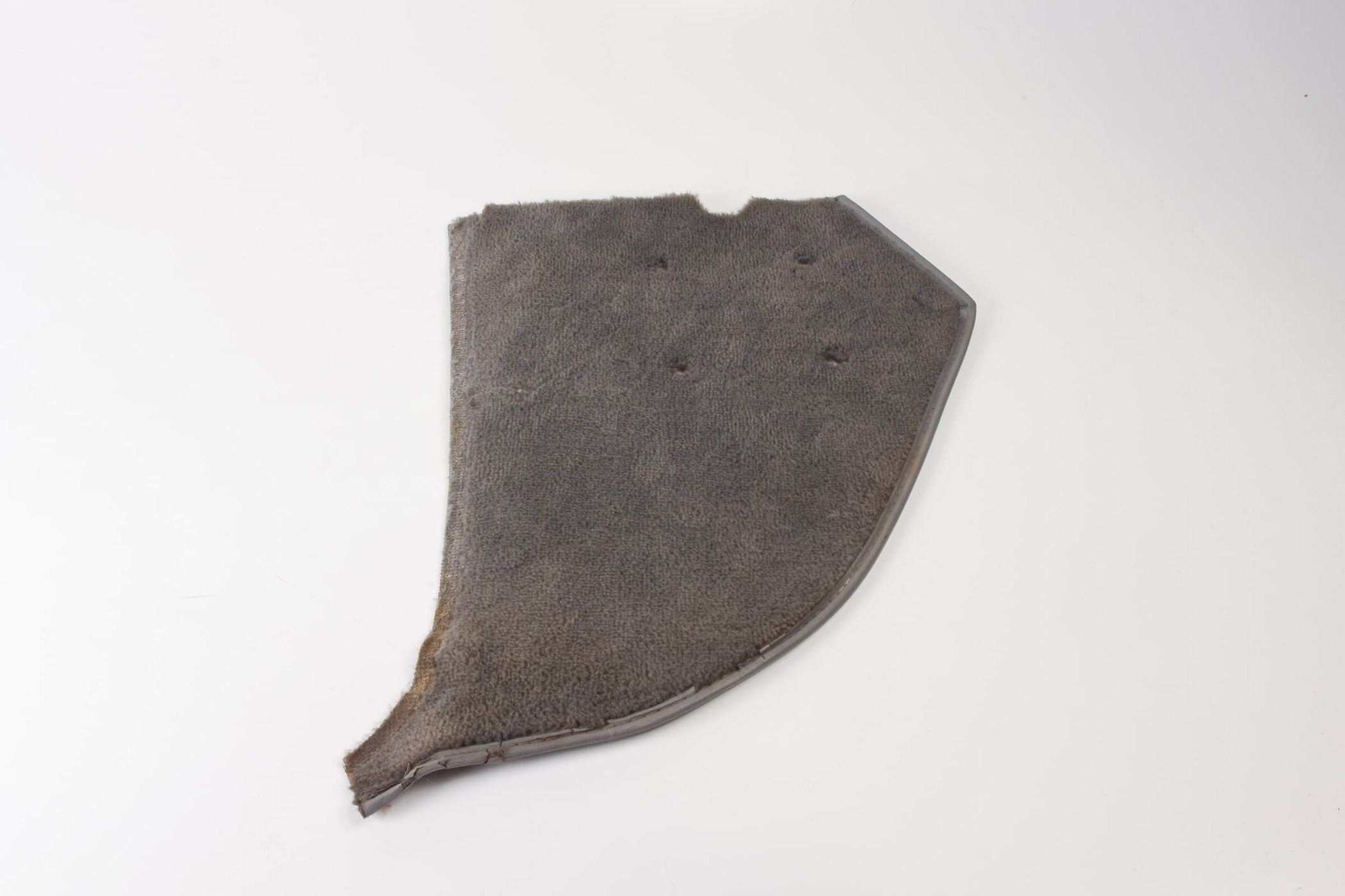 Mercedes 4606900242 Footwell Carpet Trim Panel - Front Left Grey | W460 W461 G